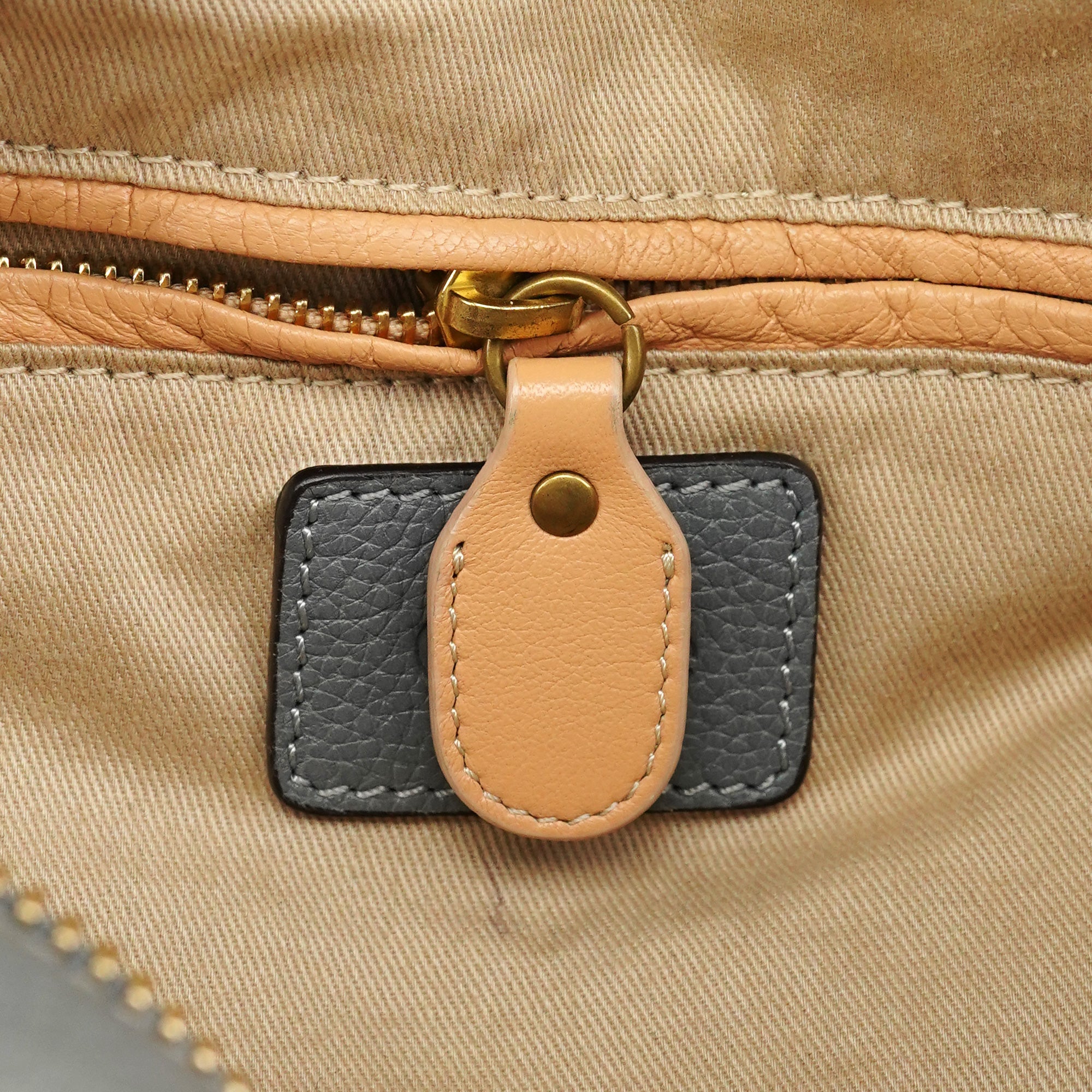Grey Leather Paraty 2-Way Bag