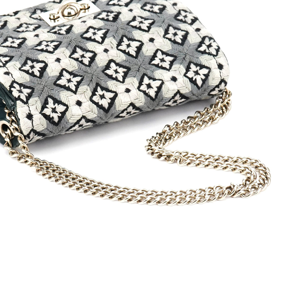 Grey Wool Knit Chain Shoulder Bag