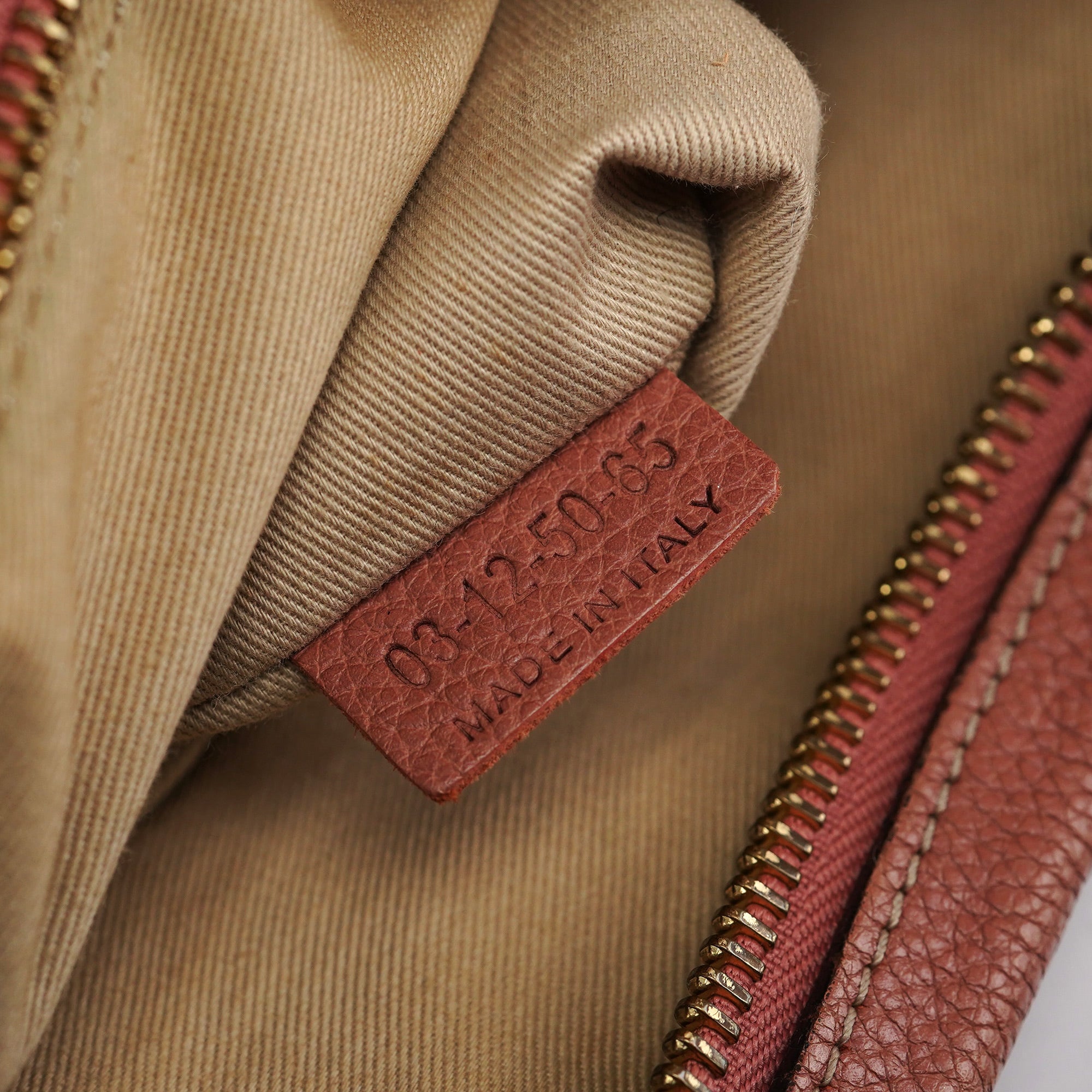Leather Paraty 2-Way Shoulder Bag
