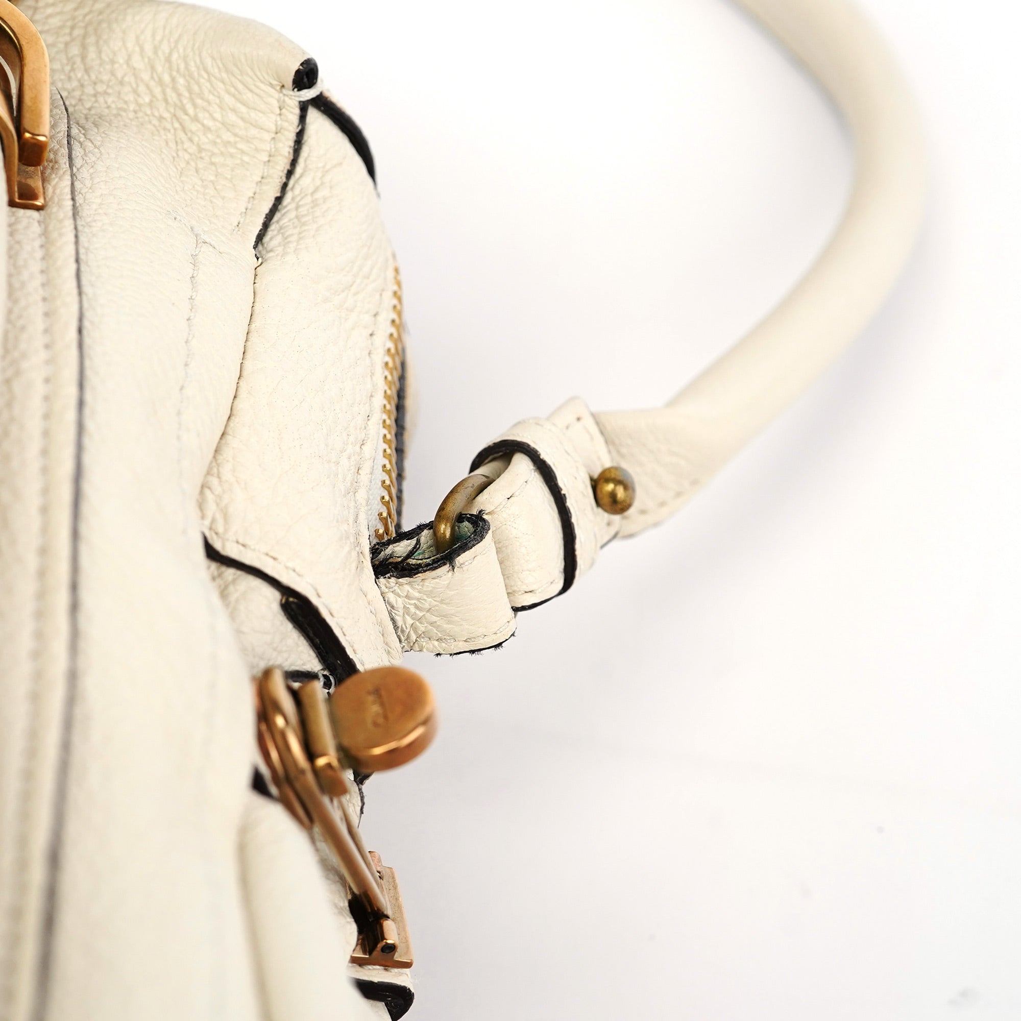 White Leather Paraty 2-Way Shoulder Bag