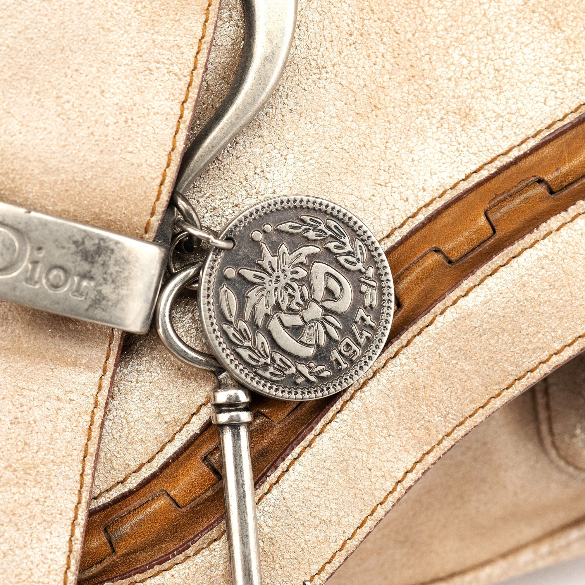 2005 Beige Crackled Leather Gaucho Saddle Bag