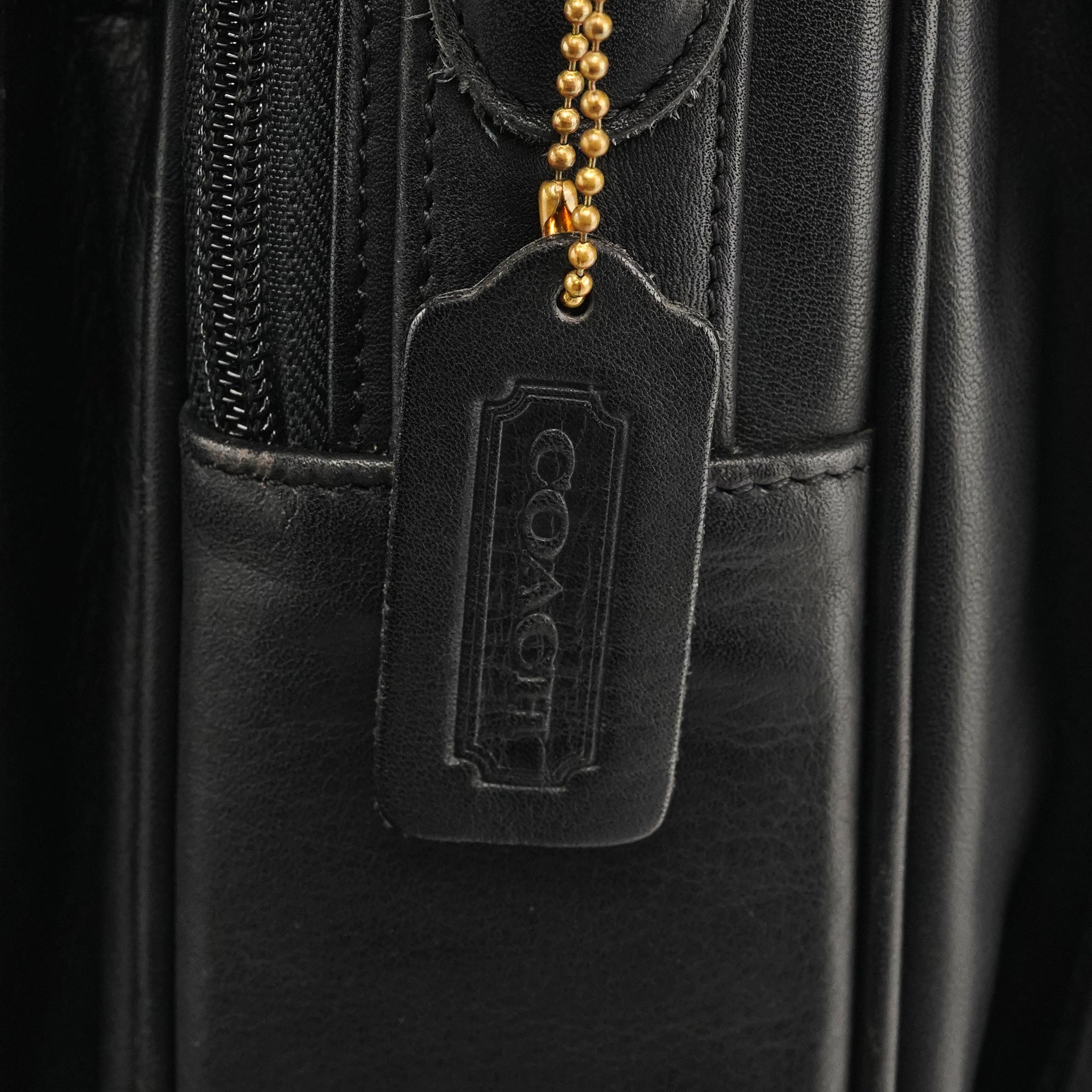 0532 Black Leather Metropolitan 2-Way Bag