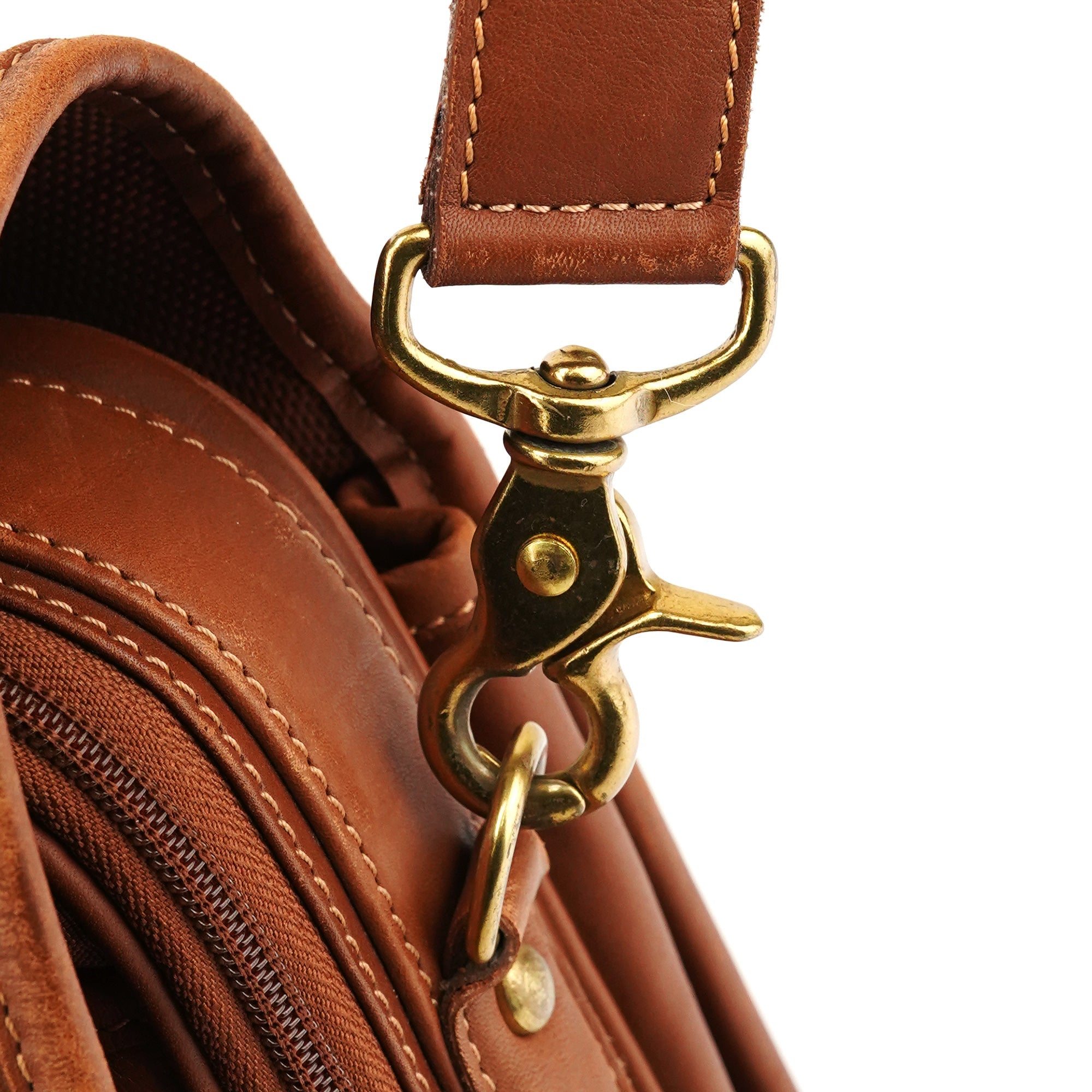 0532 Light Brown Leather Metropolitan 2-Way Bag