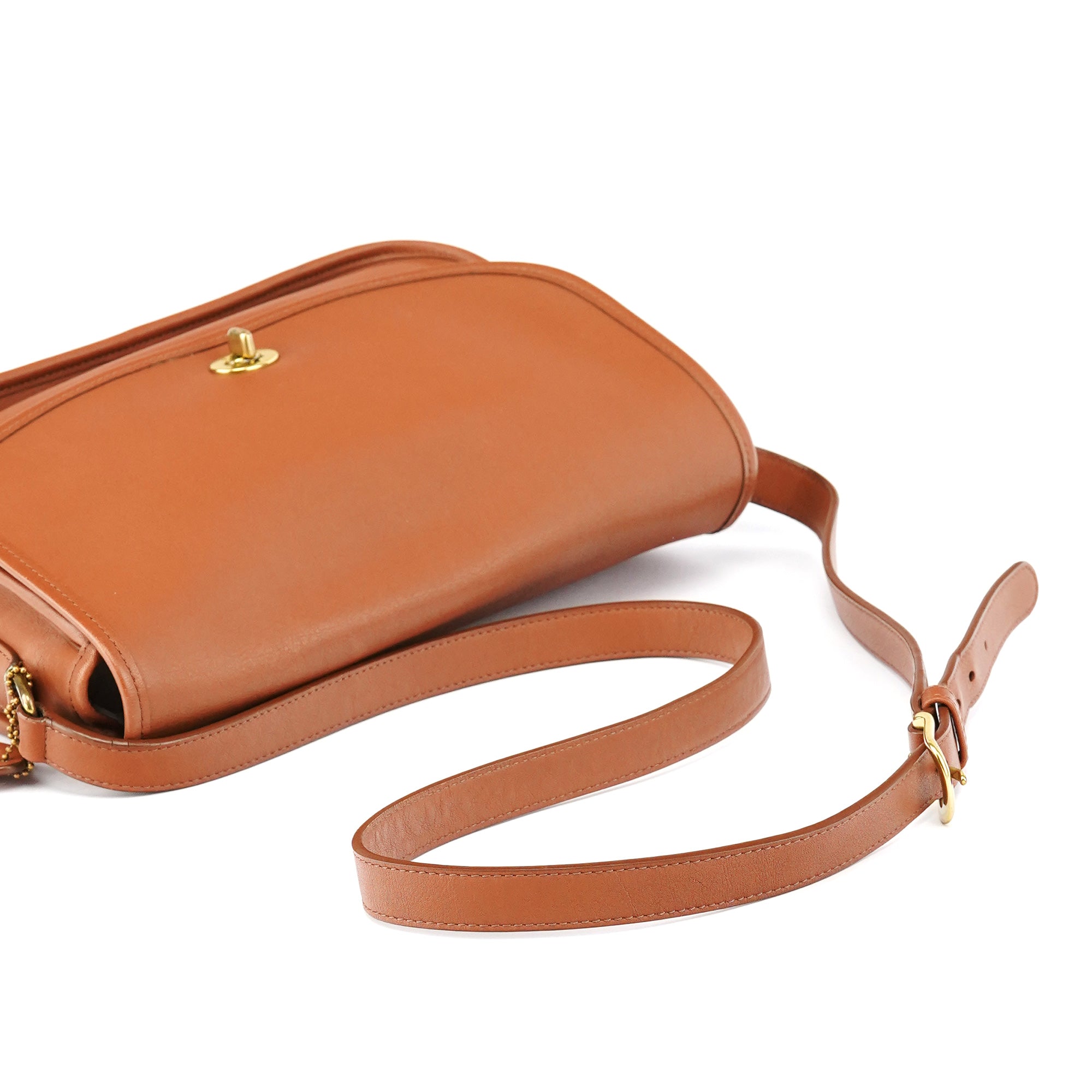 09790 Light Brown Leather Metropolitan Shoulder Bag