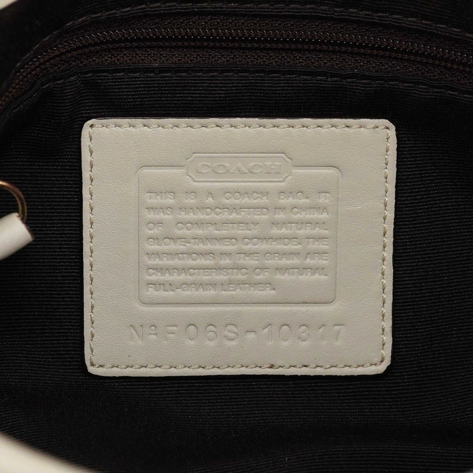 10317 Ivory Leather Soho Shoulder Bag