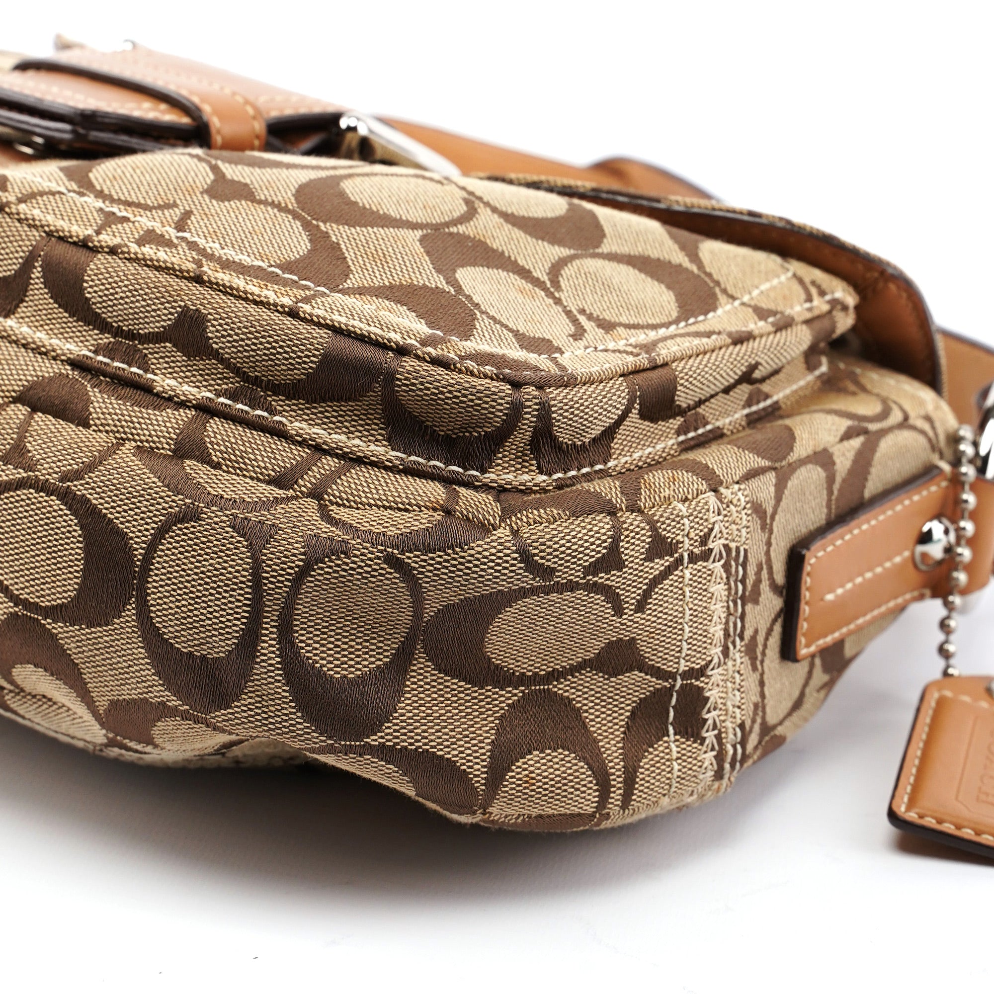 10604 Beige Signature C Soho Shoulder Bag