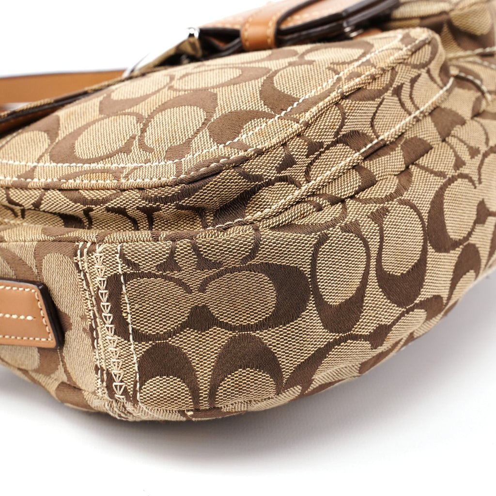 10604 Beige Signature C Soho Shoulder Bag