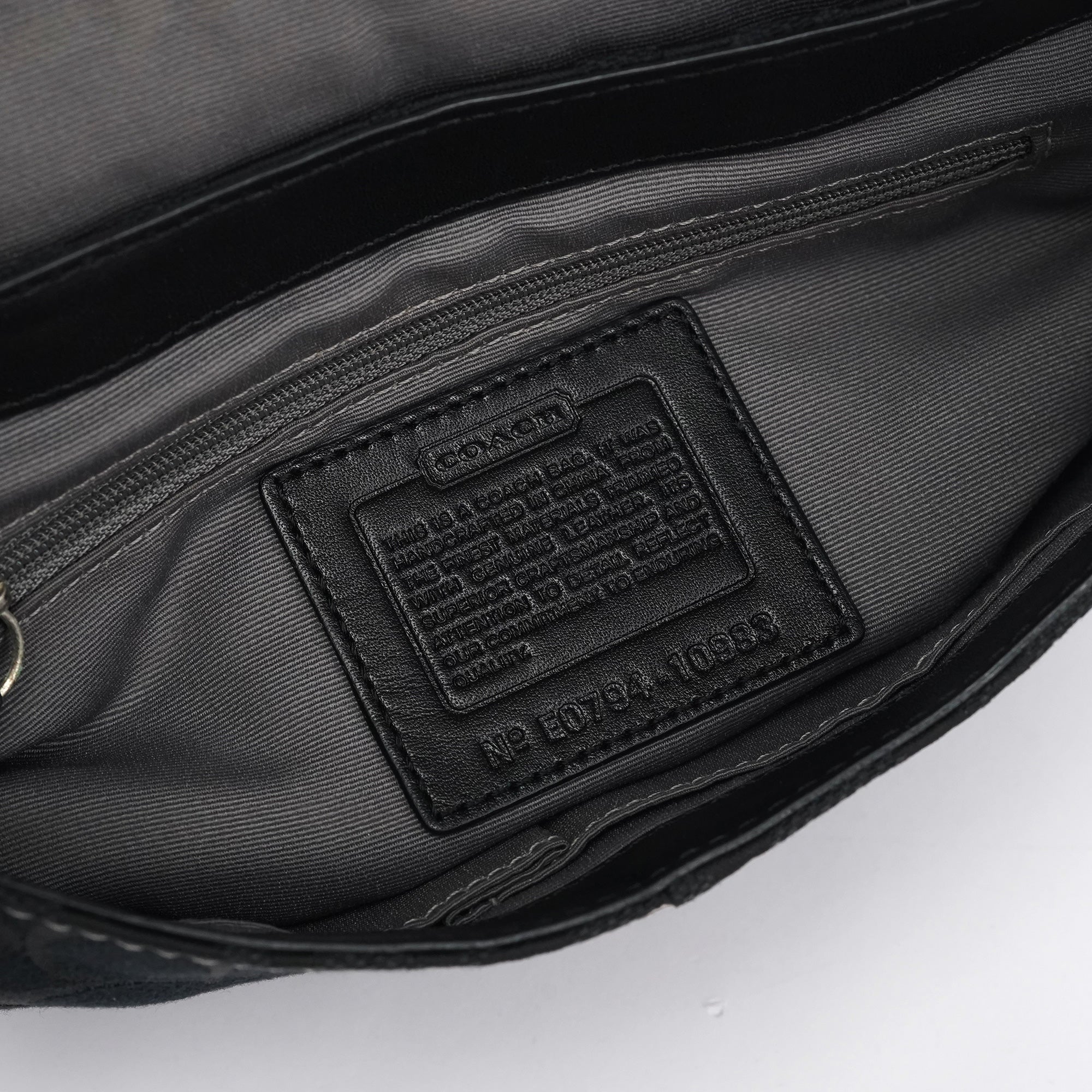 10983 Black Soho Turnlock Shoulder Bag