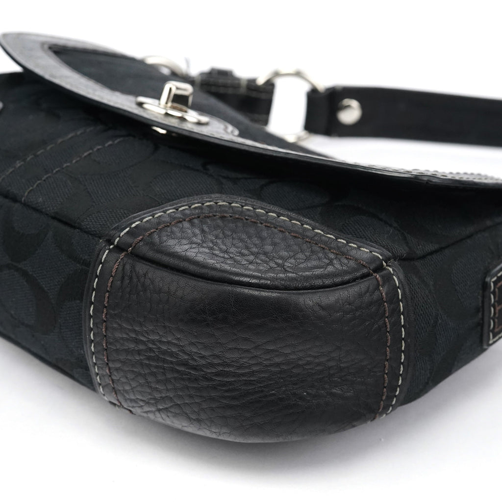 10983 Black Soho Turnlock Shoulder Bag
