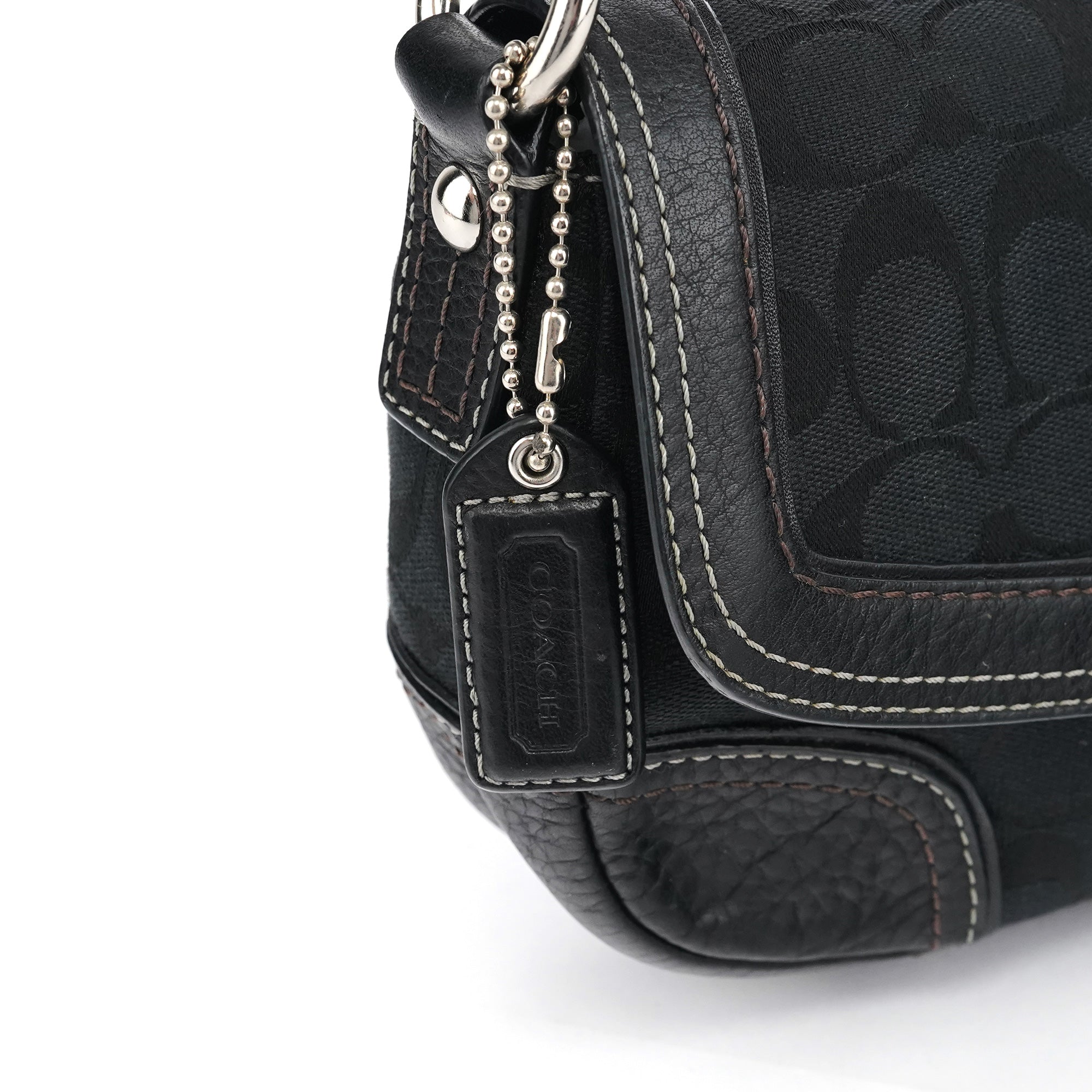 10983 Black Soho Turnlock Shoulder Bag