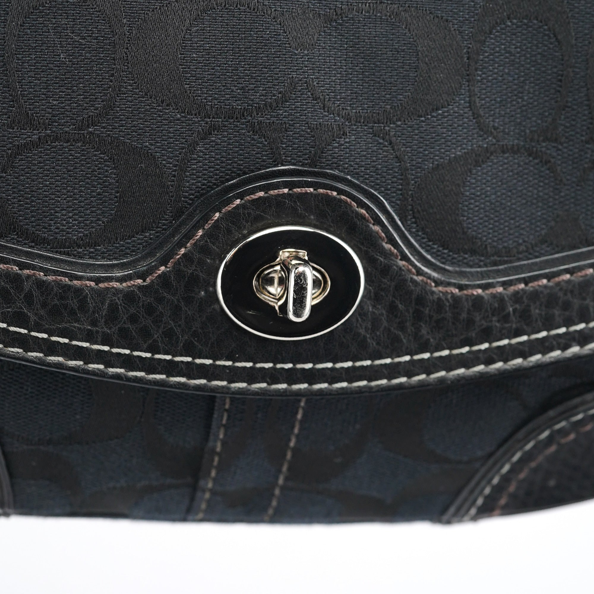 10983 Black Turnlock Shoulder Bag