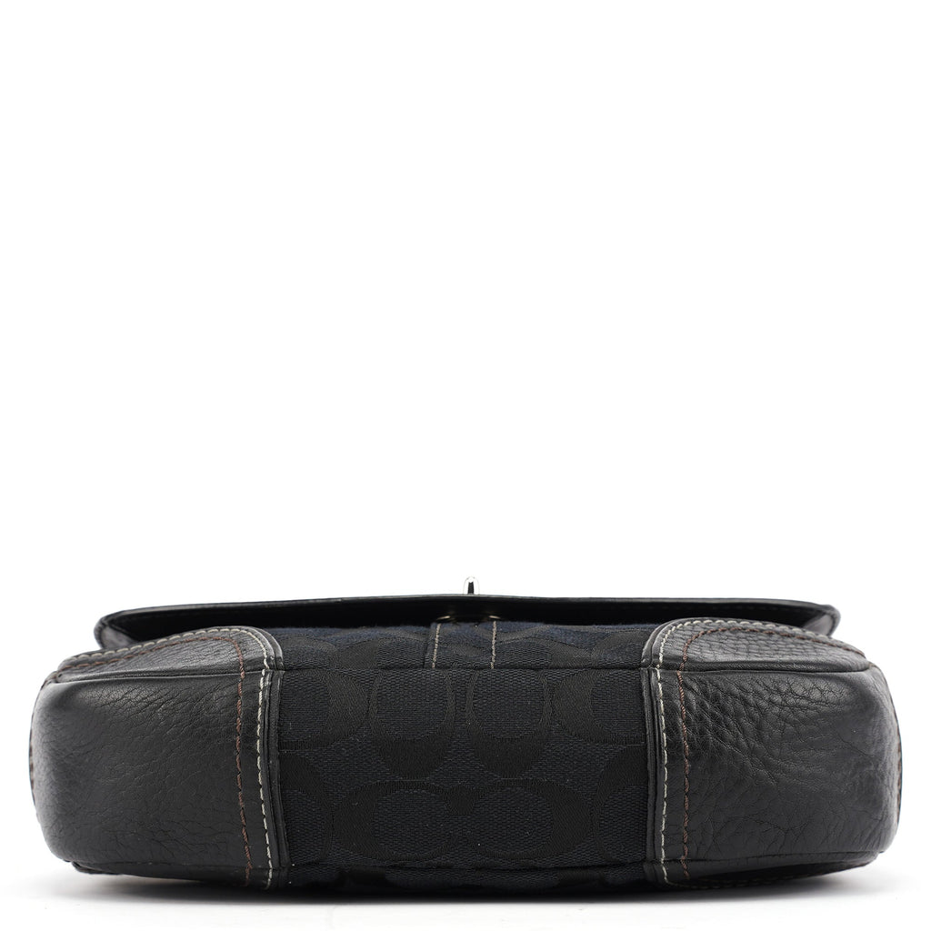10983 Black Turnlock Shoulder Bag