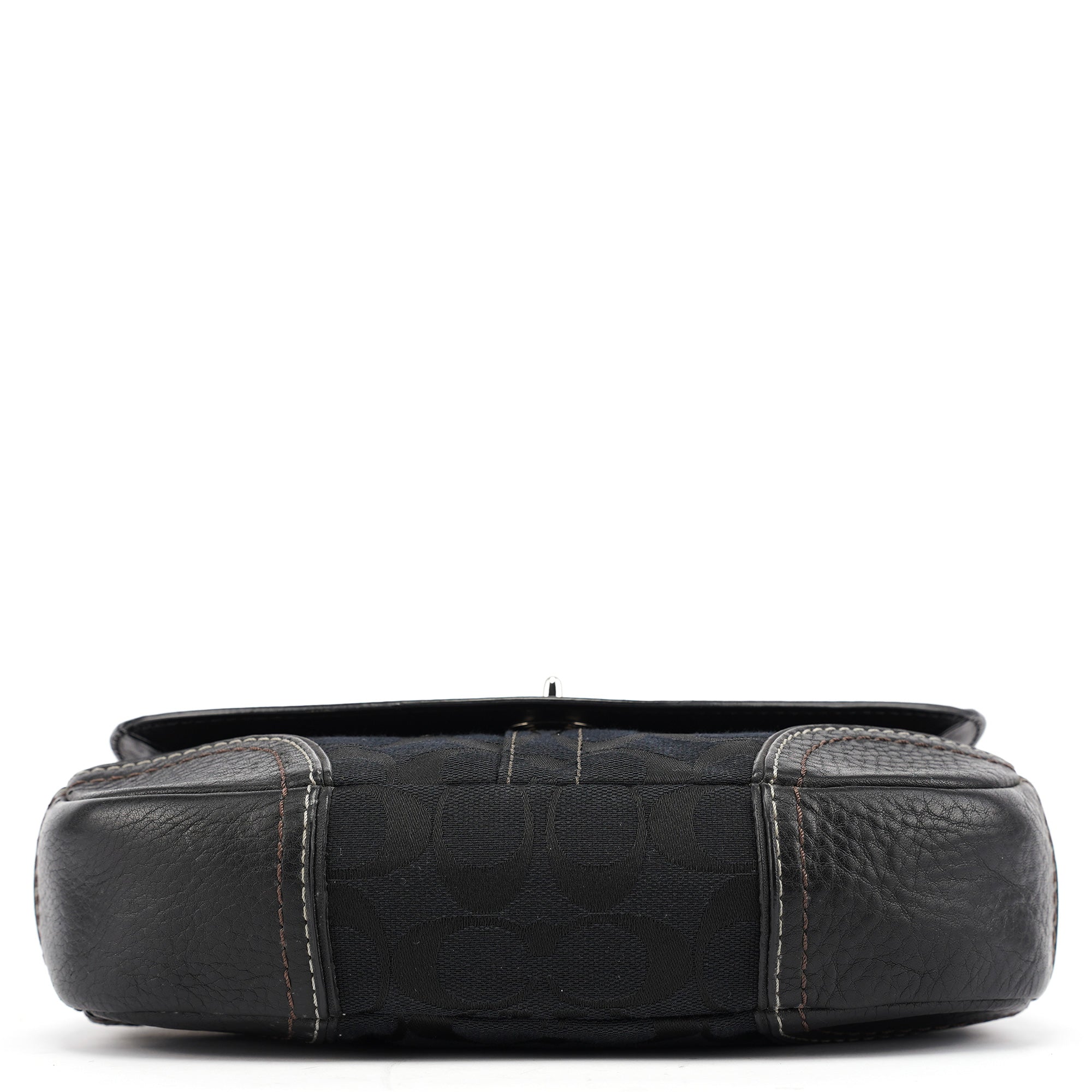 10983 Black Turnlock Shoulder Bag