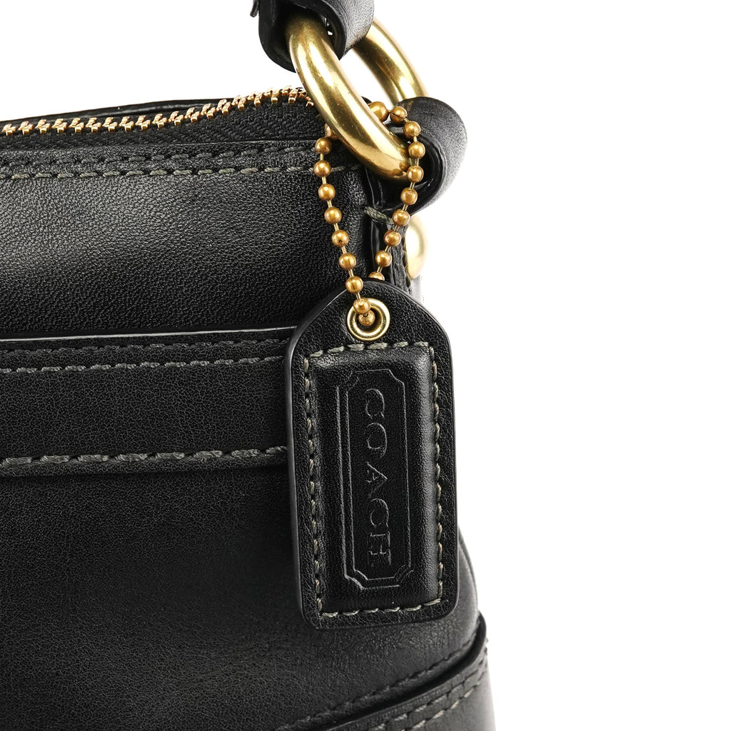 11042 Black Leather Turnlock Shoulder Bag
