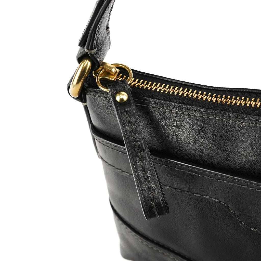 11042 Black Leather Turnlock Shoulder Bag