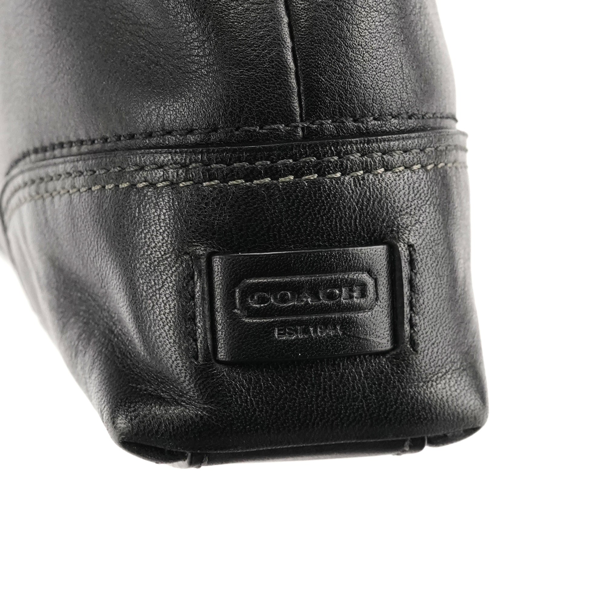 11042 Black Leather Turnlock Shoulder Bag