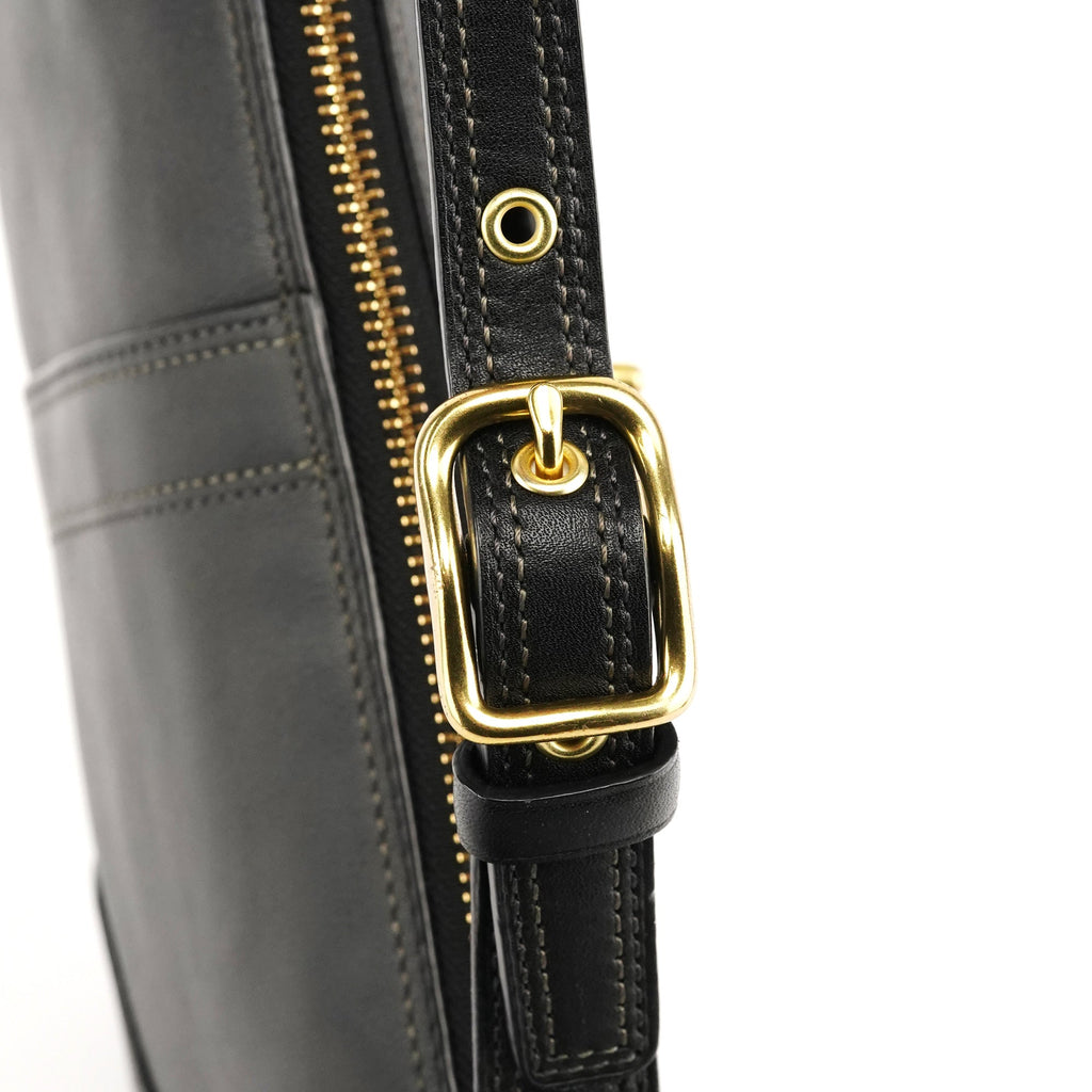 11042 Black Leather Turnlock Shoulder Bag
