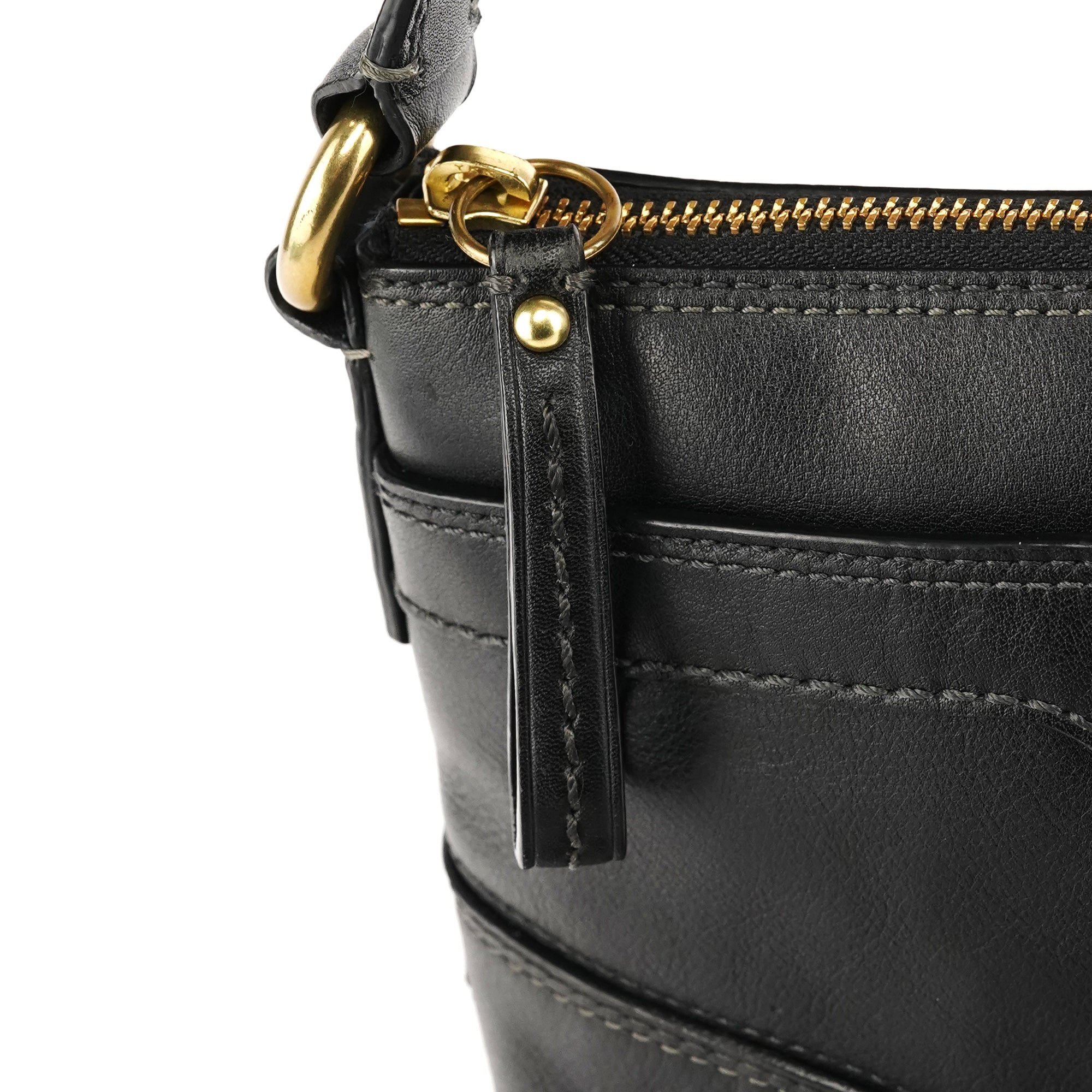 11042 Black Leather Turnlock Shoulder Bag