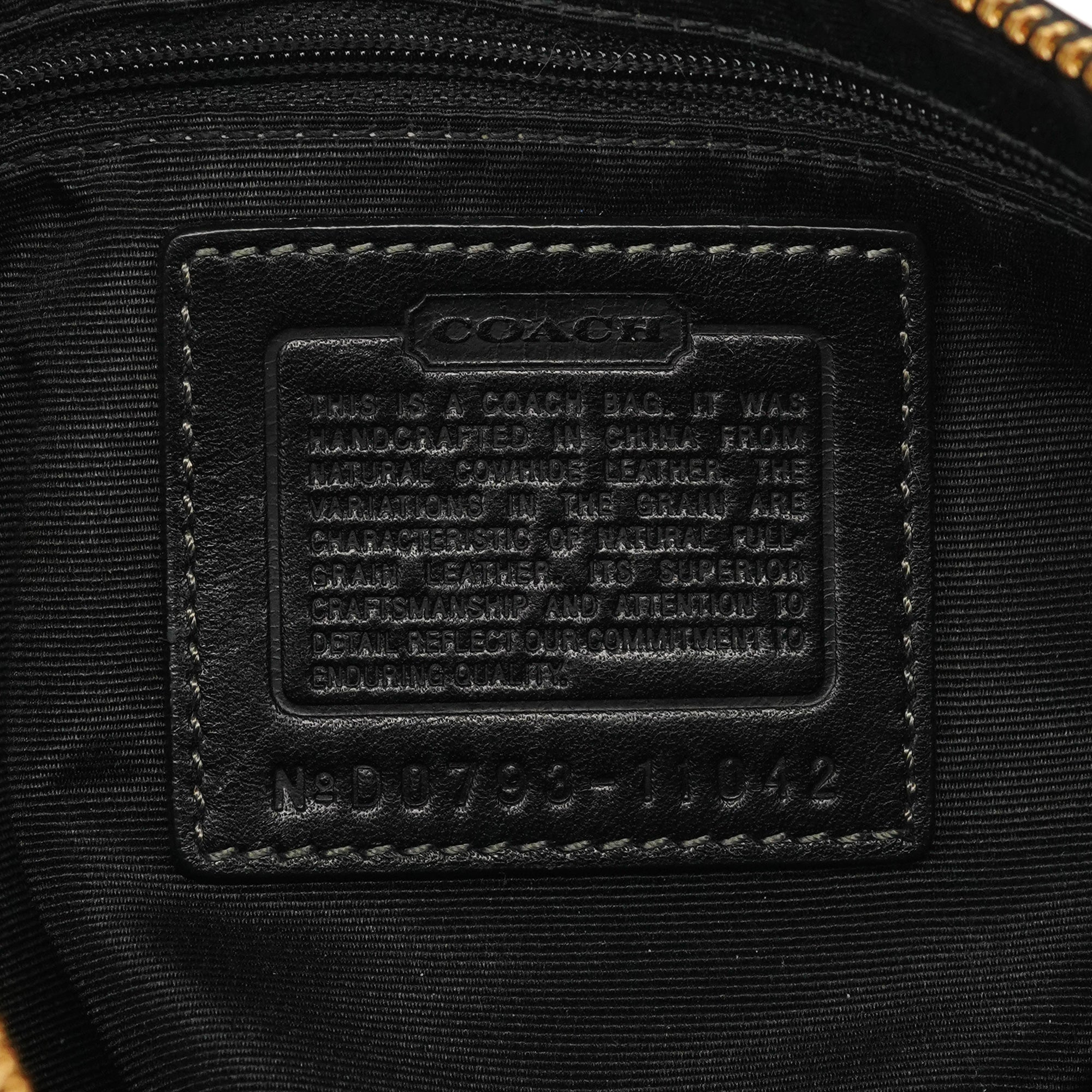 11042 Black Leather Turnlock Shoulder Bag