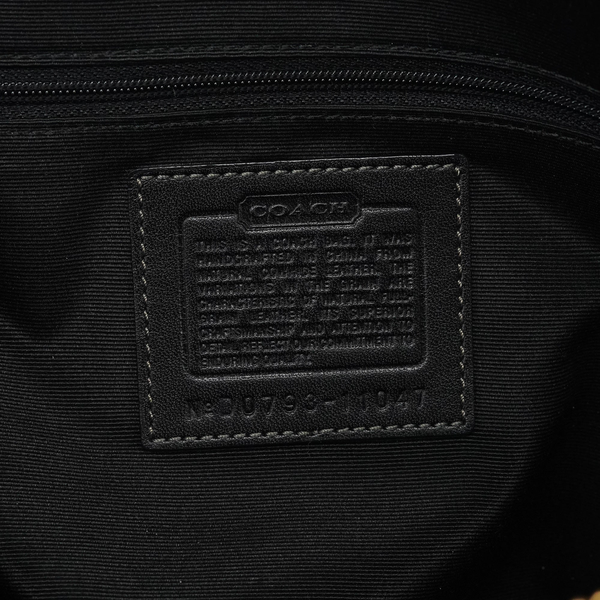 11047 Black Leather Turnlock Tote Bag