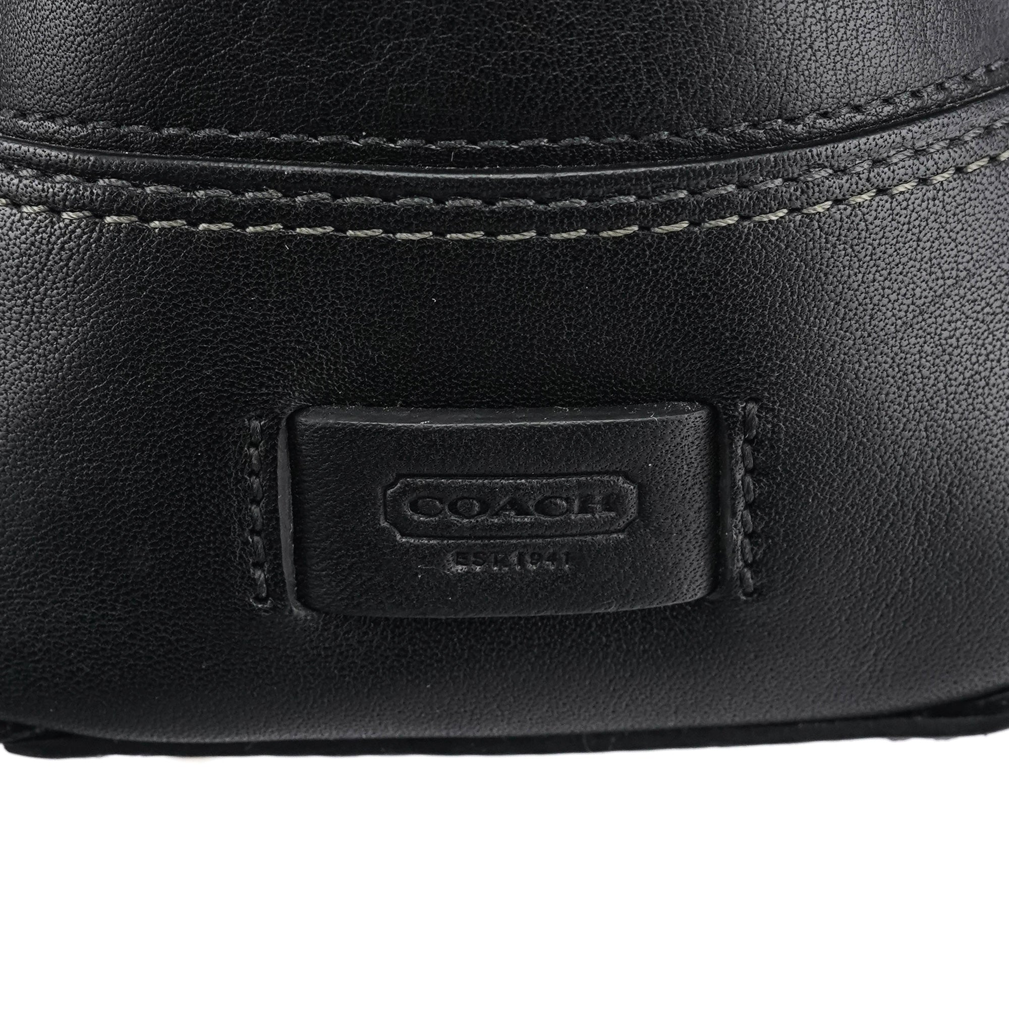 11047 Black Leather Turnlock Tote Bag