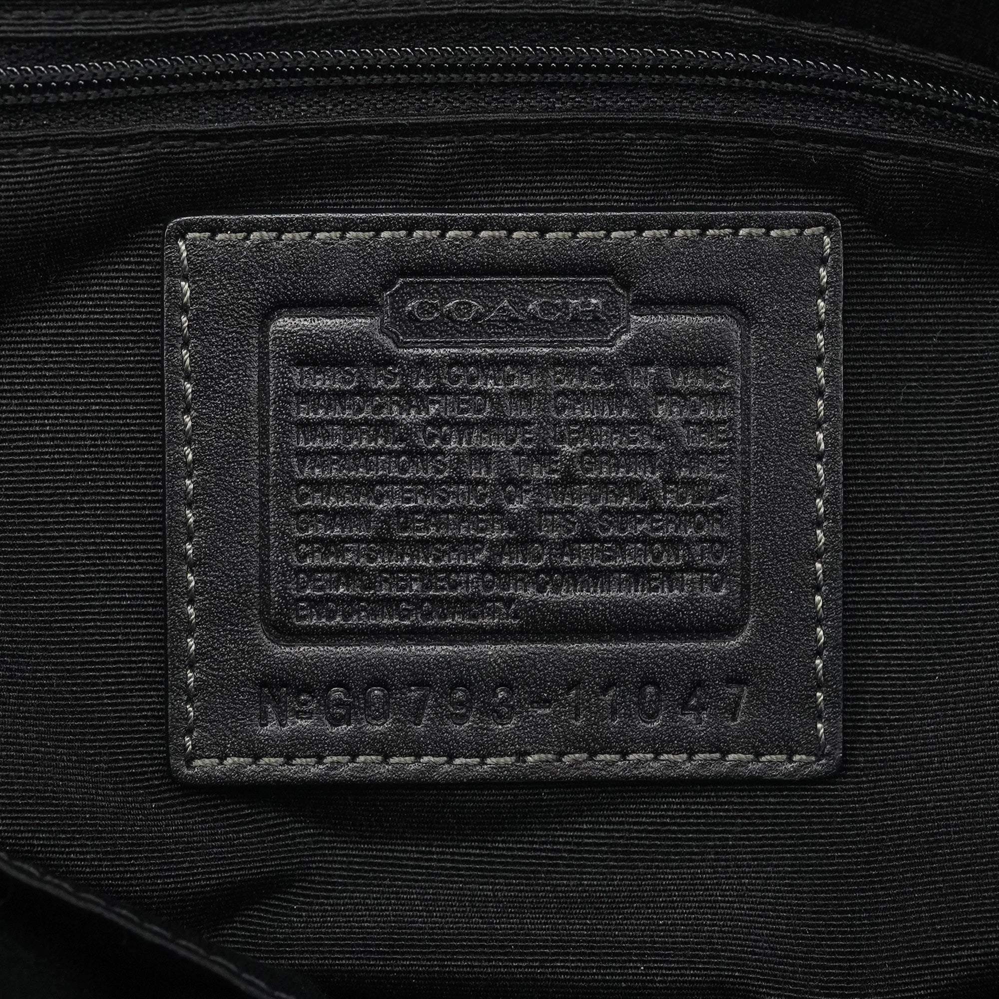 11047 Black Leather Turnlock Tote Bag