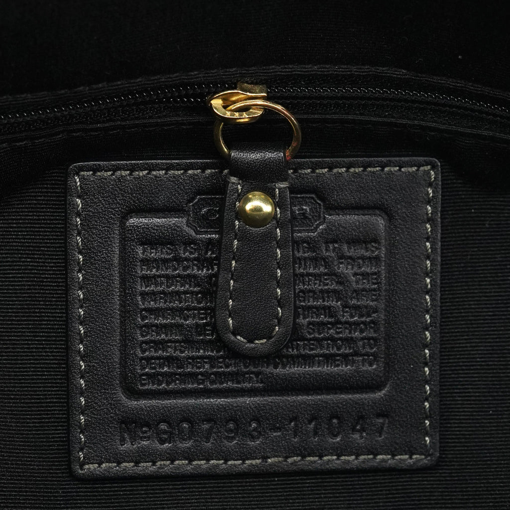 11047 Black Leather Turnlock Tote Bag