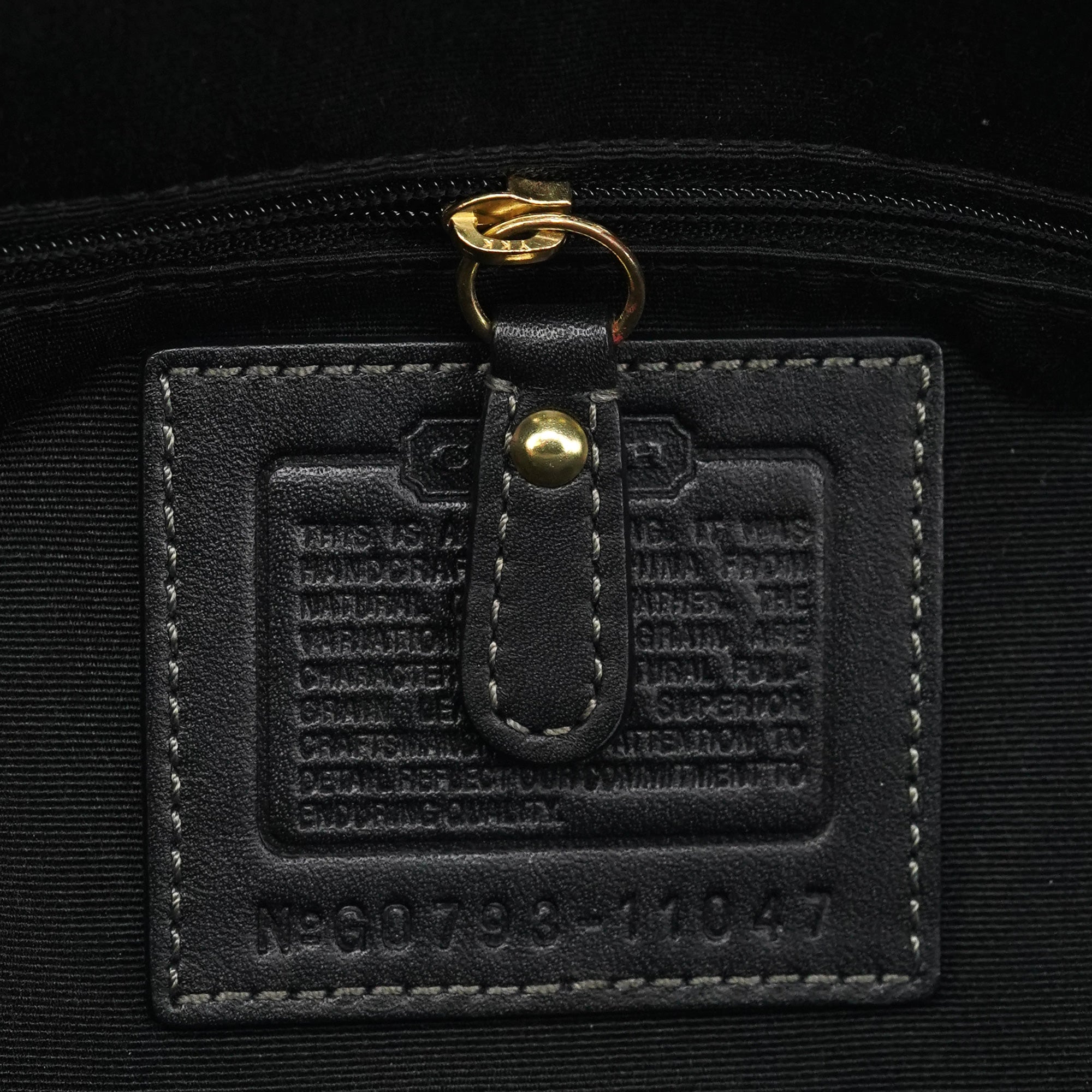 11047 Black Leather Turnlock Tote Bag