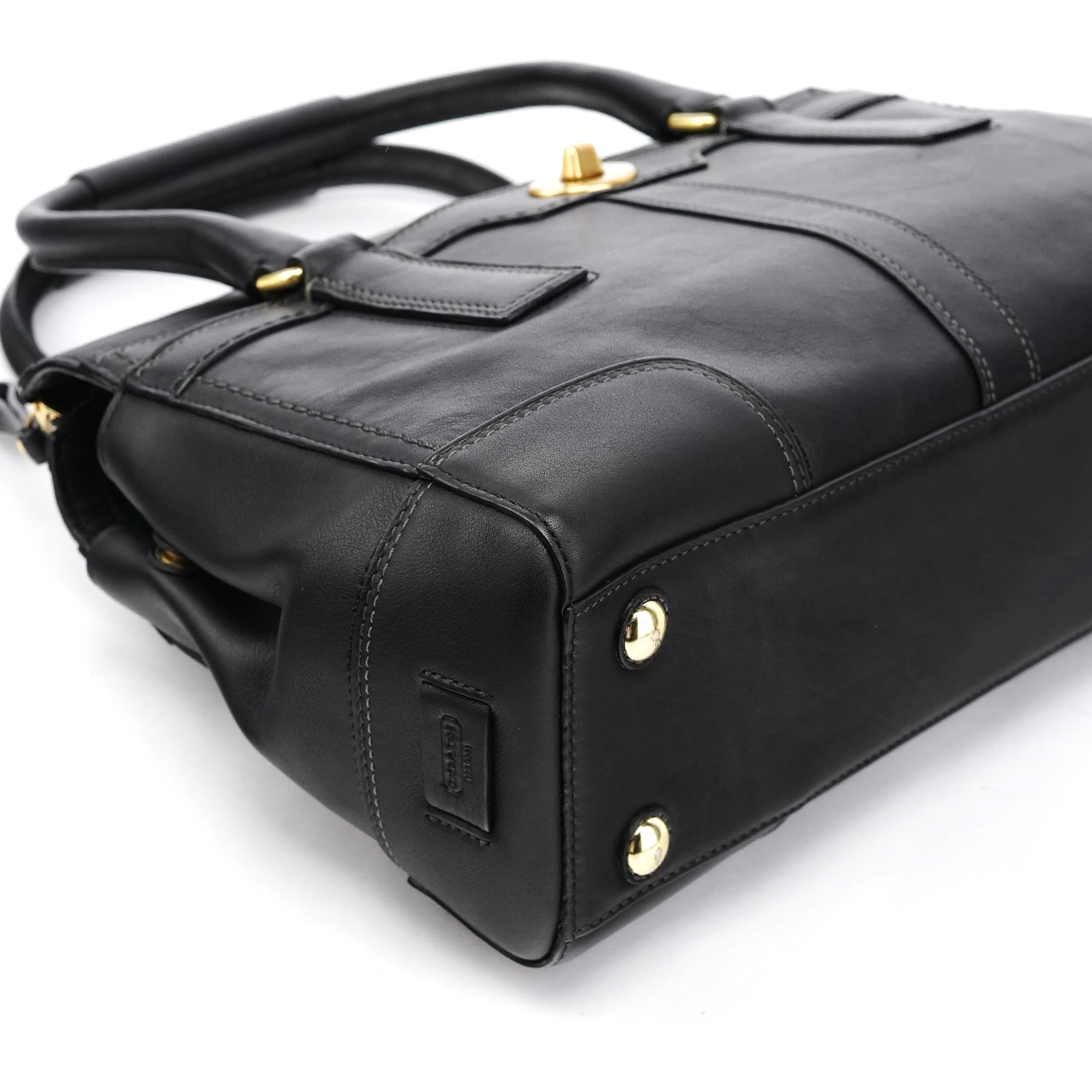 11047 Black Leather Turnlock Tote Bag
