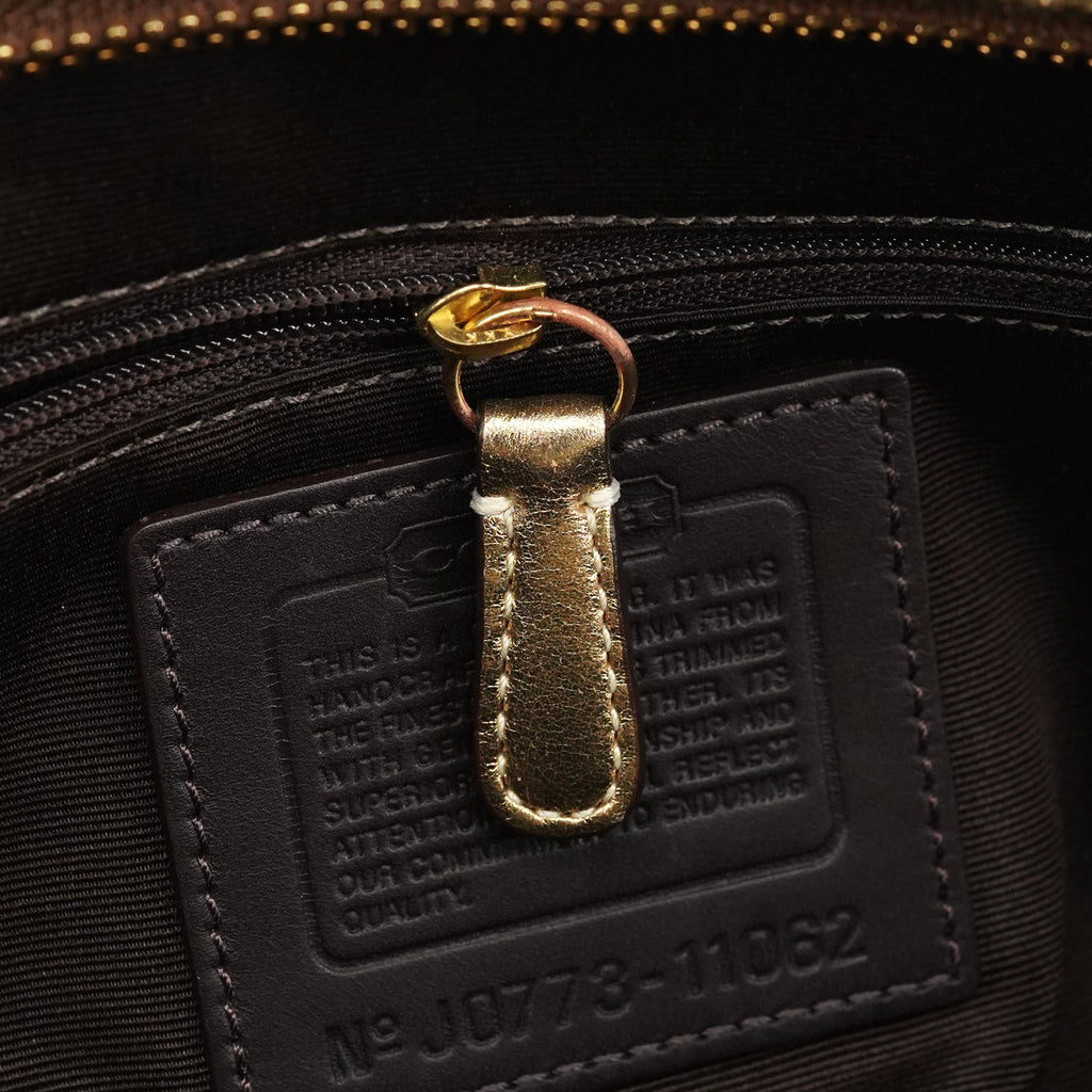 11062 Beige Gold Turnlock Tote Bag
