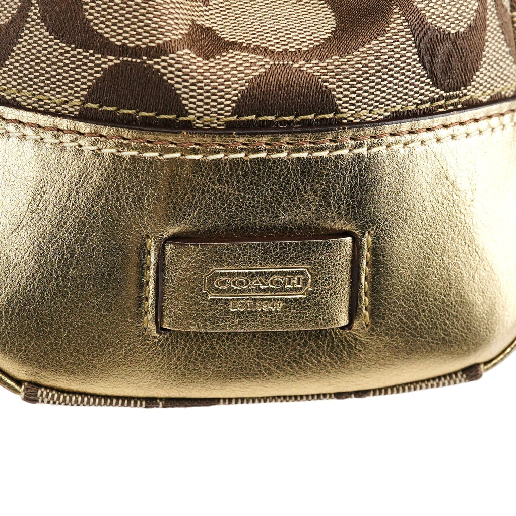 11062 Beige Gold Turnlock Tote Bag