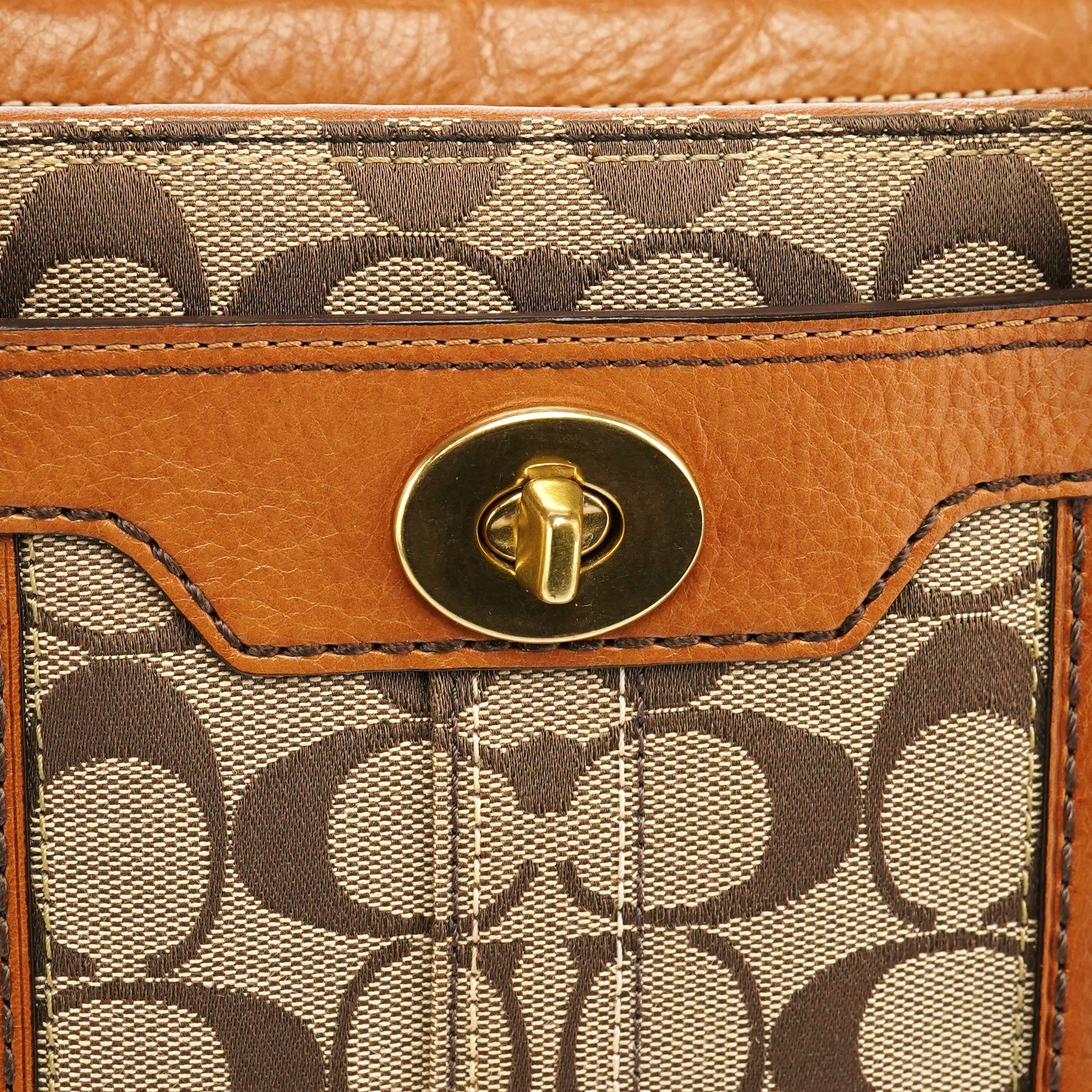 11062 Beige Tan Signature Turnlock Tote Bag