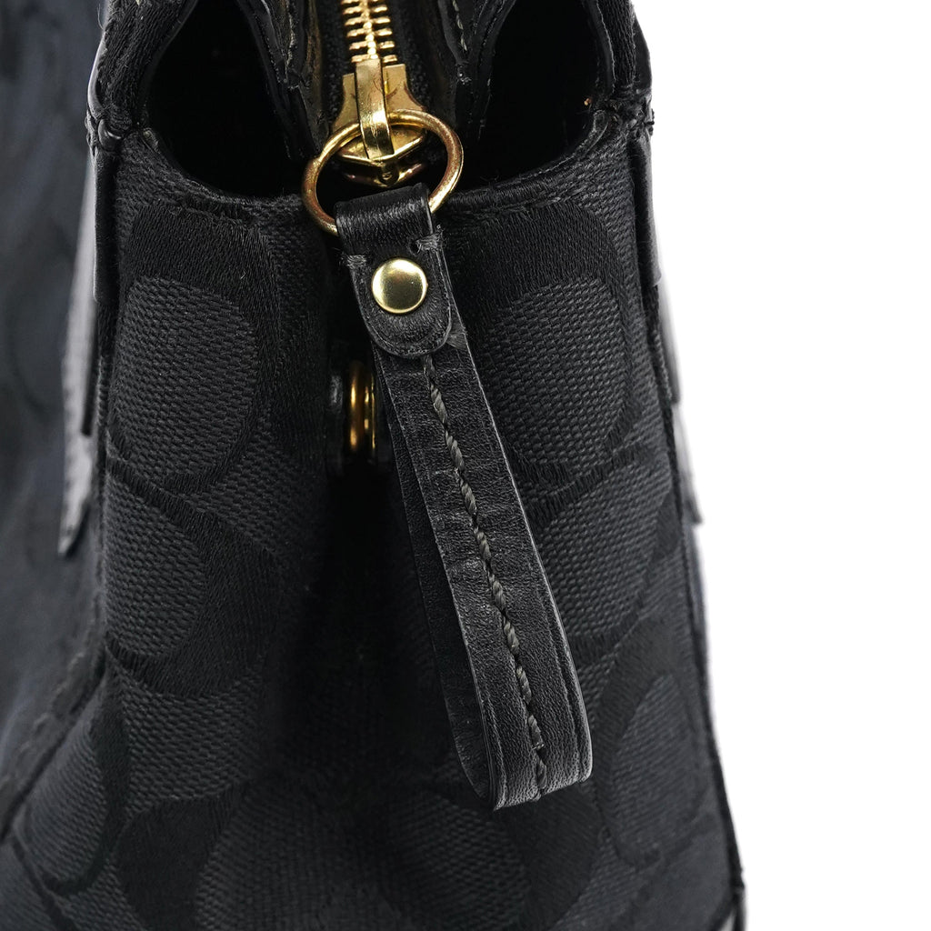 11062 Black Signature Turnlock Tote Bag