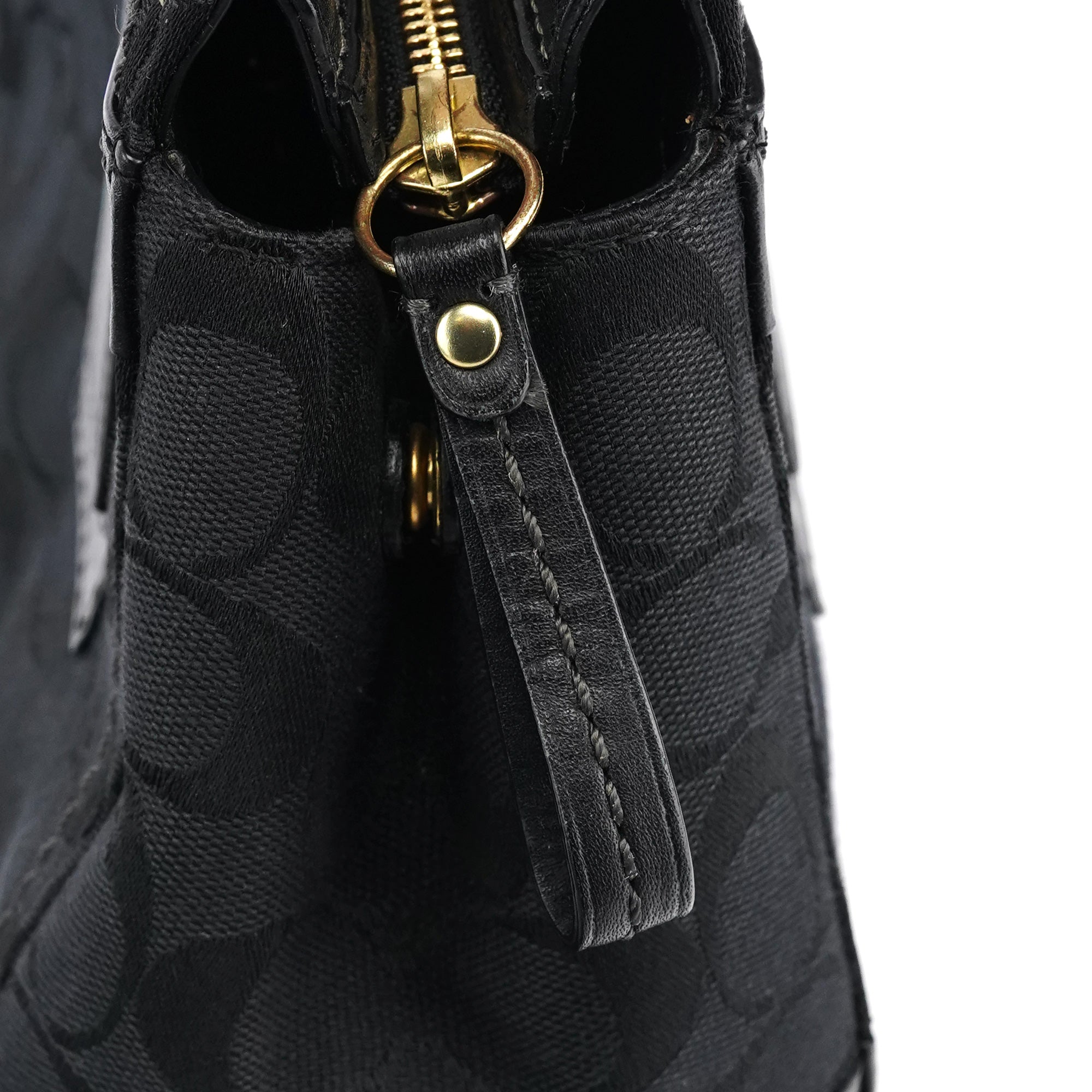 11062 Black Signature Turnlock Tote Bag