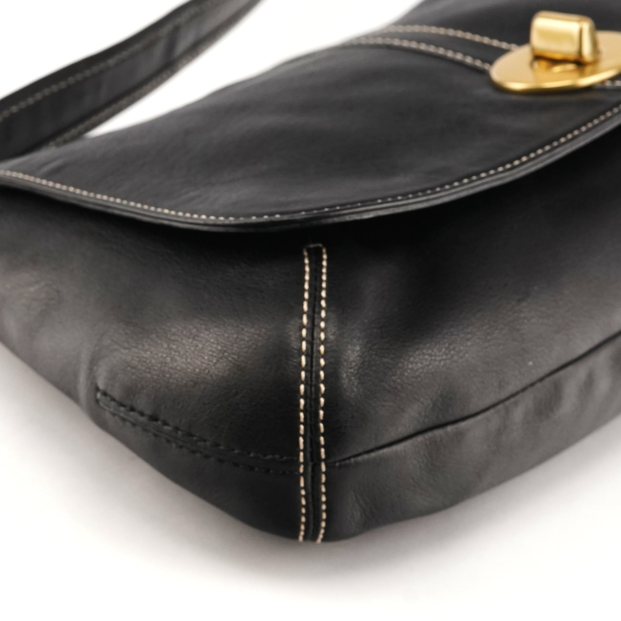 11254 Black Leather Turnlock Shoulder Bag