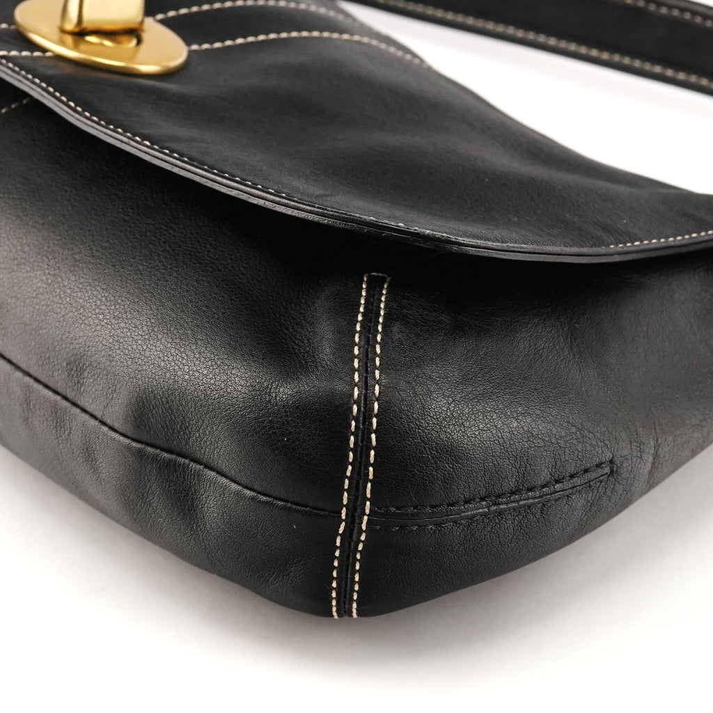 11254 Black Leather Turnlock Shoulder Bag