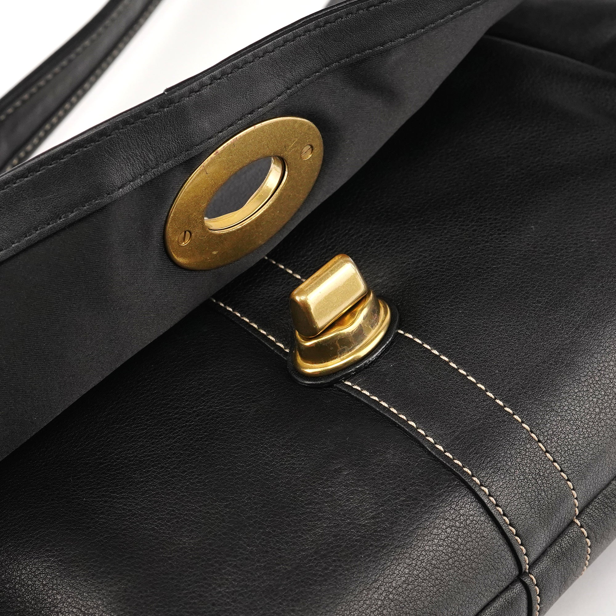 11254 Black Leather Turnlock Shoulder Bag