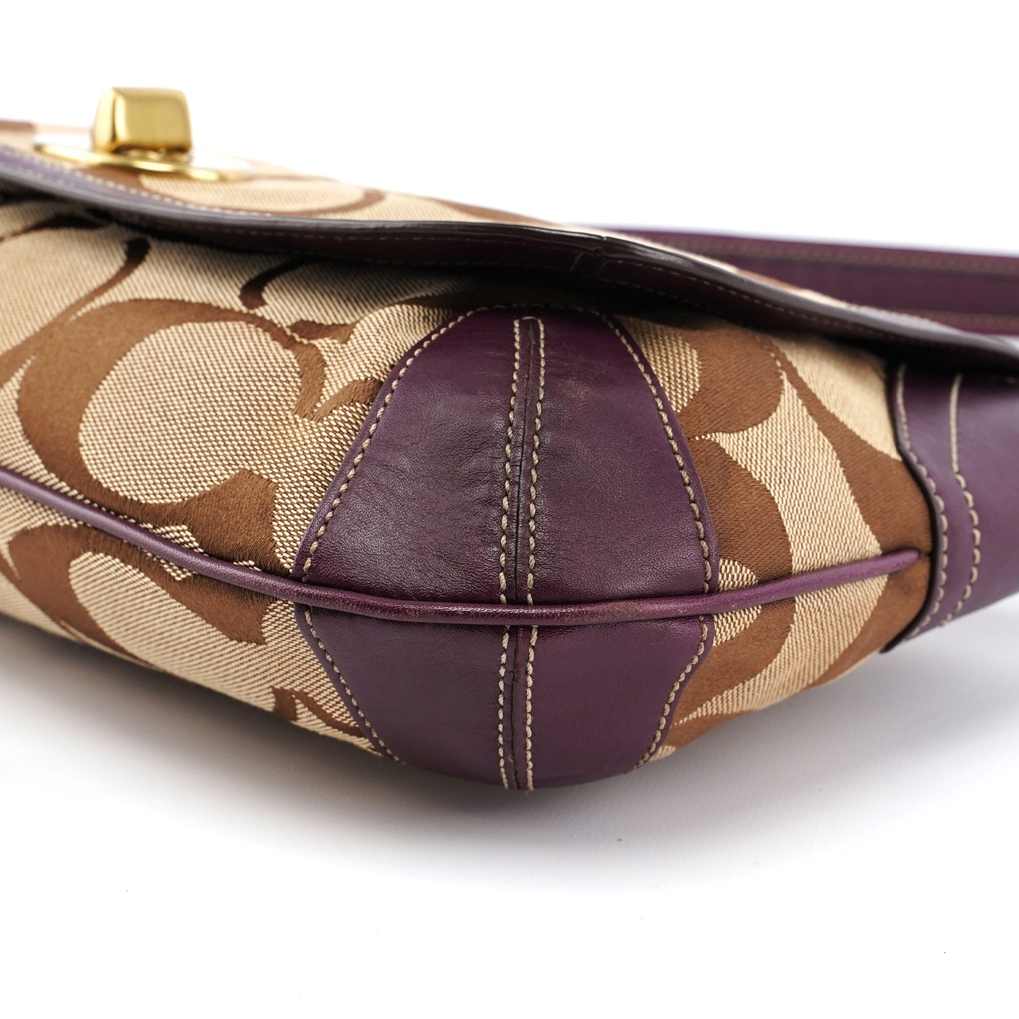 11257 Beige Brown Signature C Turnlock Shoulder Bag