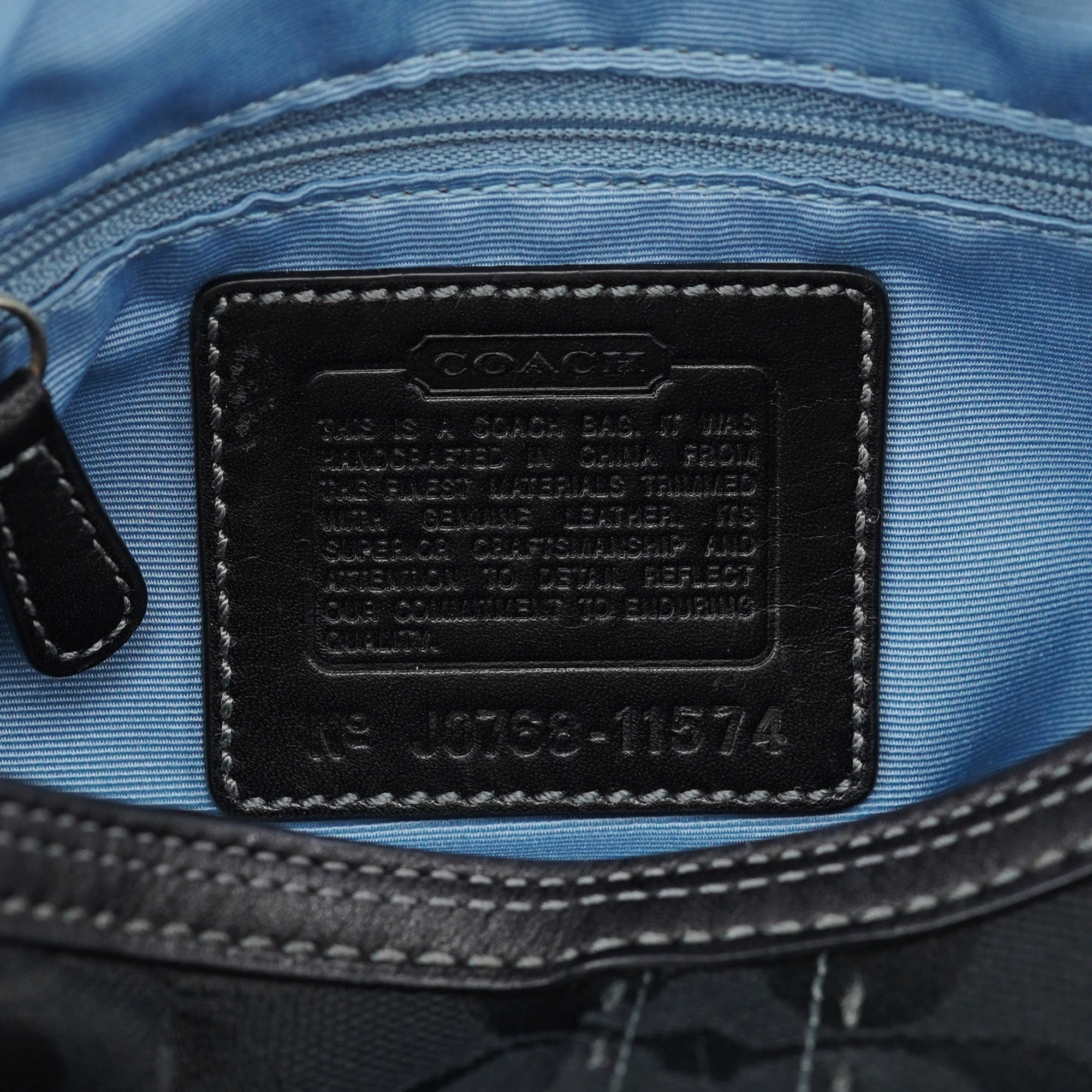 11574 Black Turnlock Shoulder Bag
