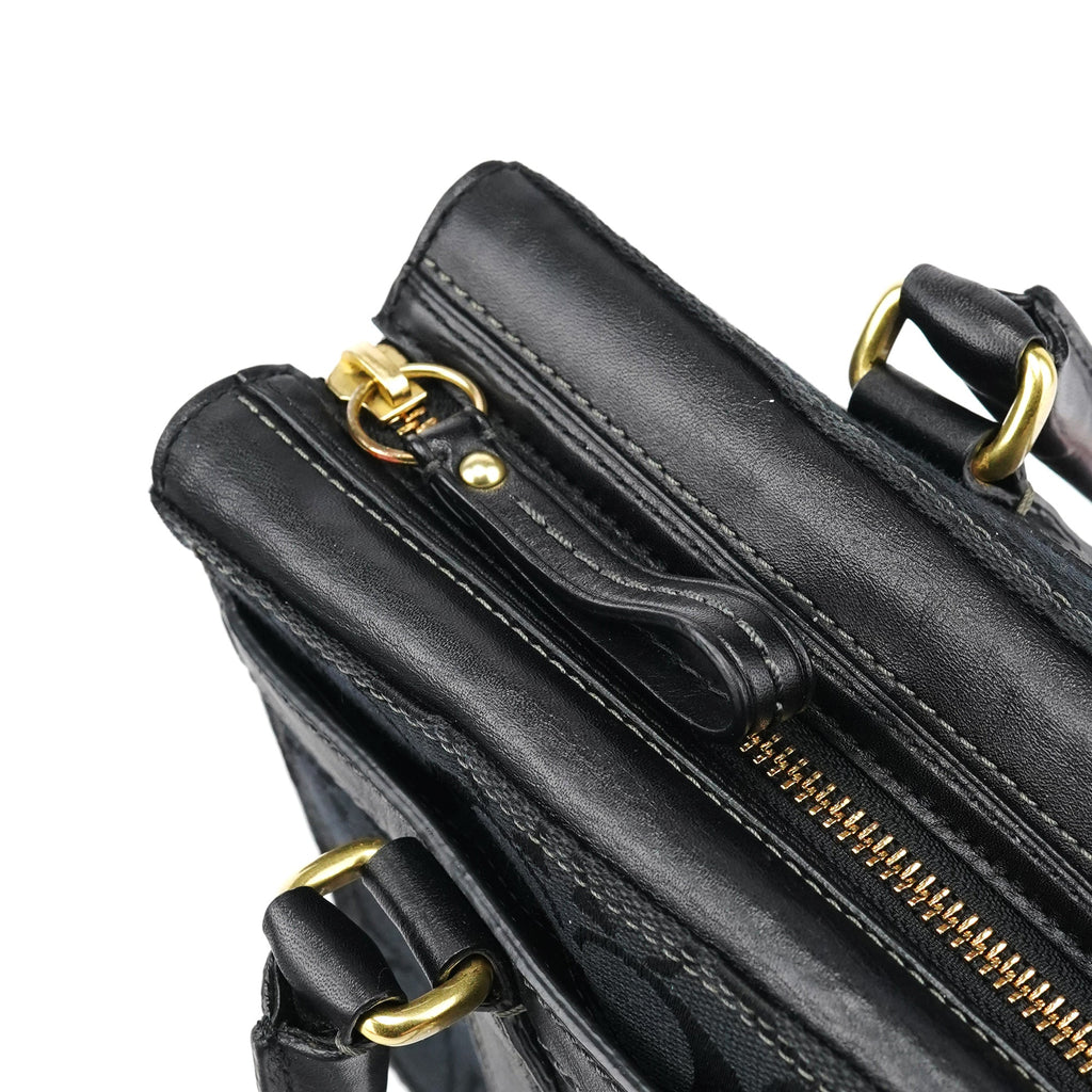 11602 Black Signature Leather Turnlock Tote Bag