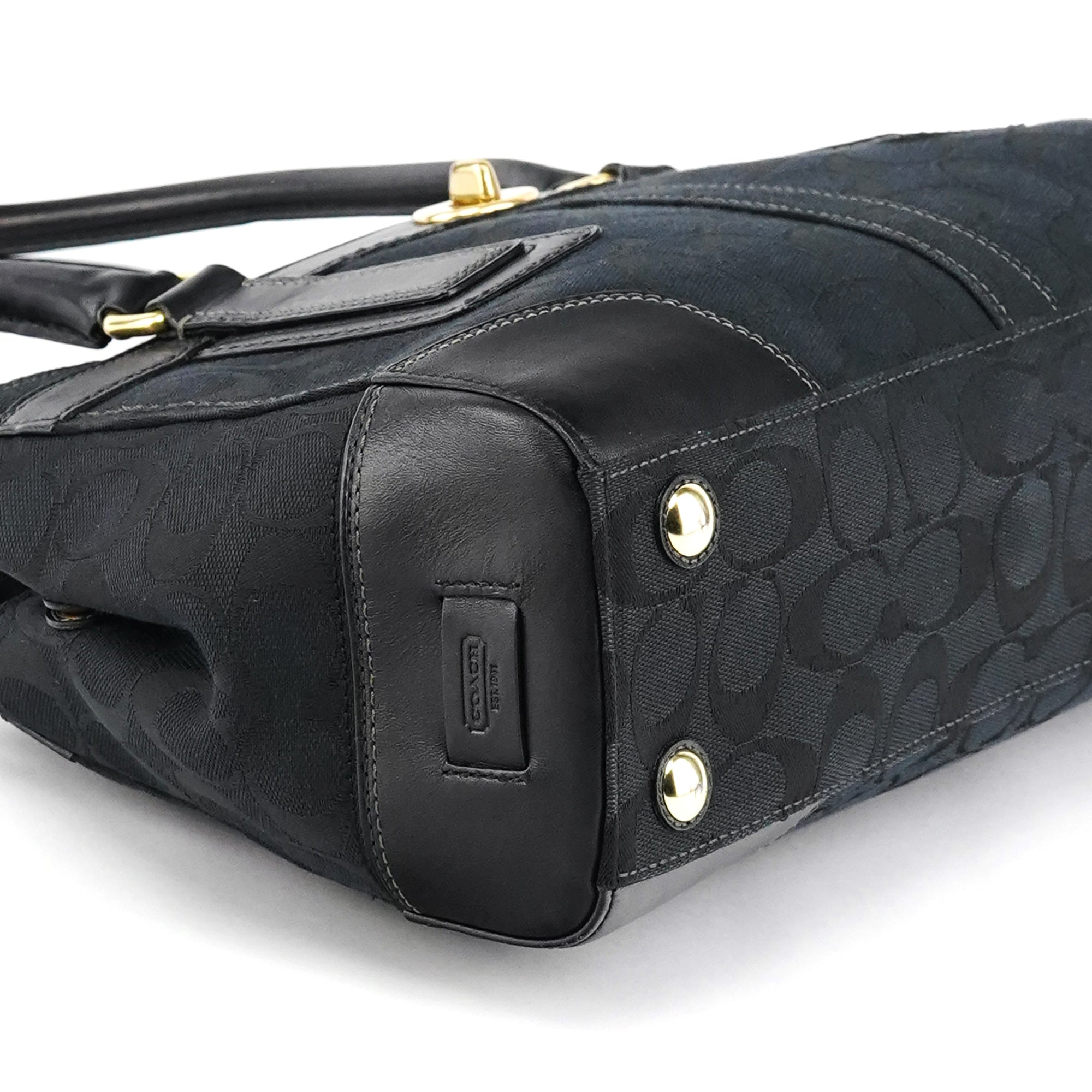 11602 Black Signature Leather Turnlock Tote Bag