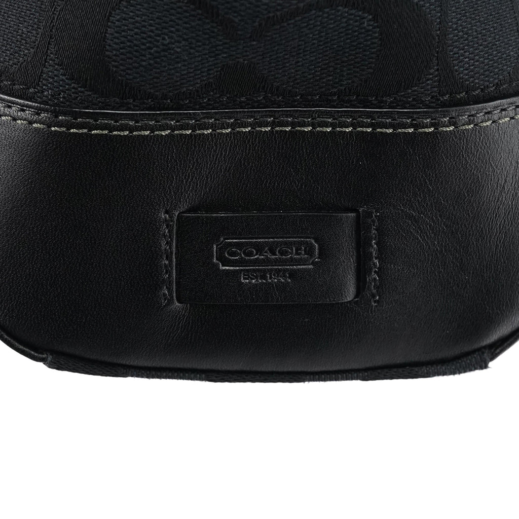 11602 Black Signature Leather Turnlock Tote Bag