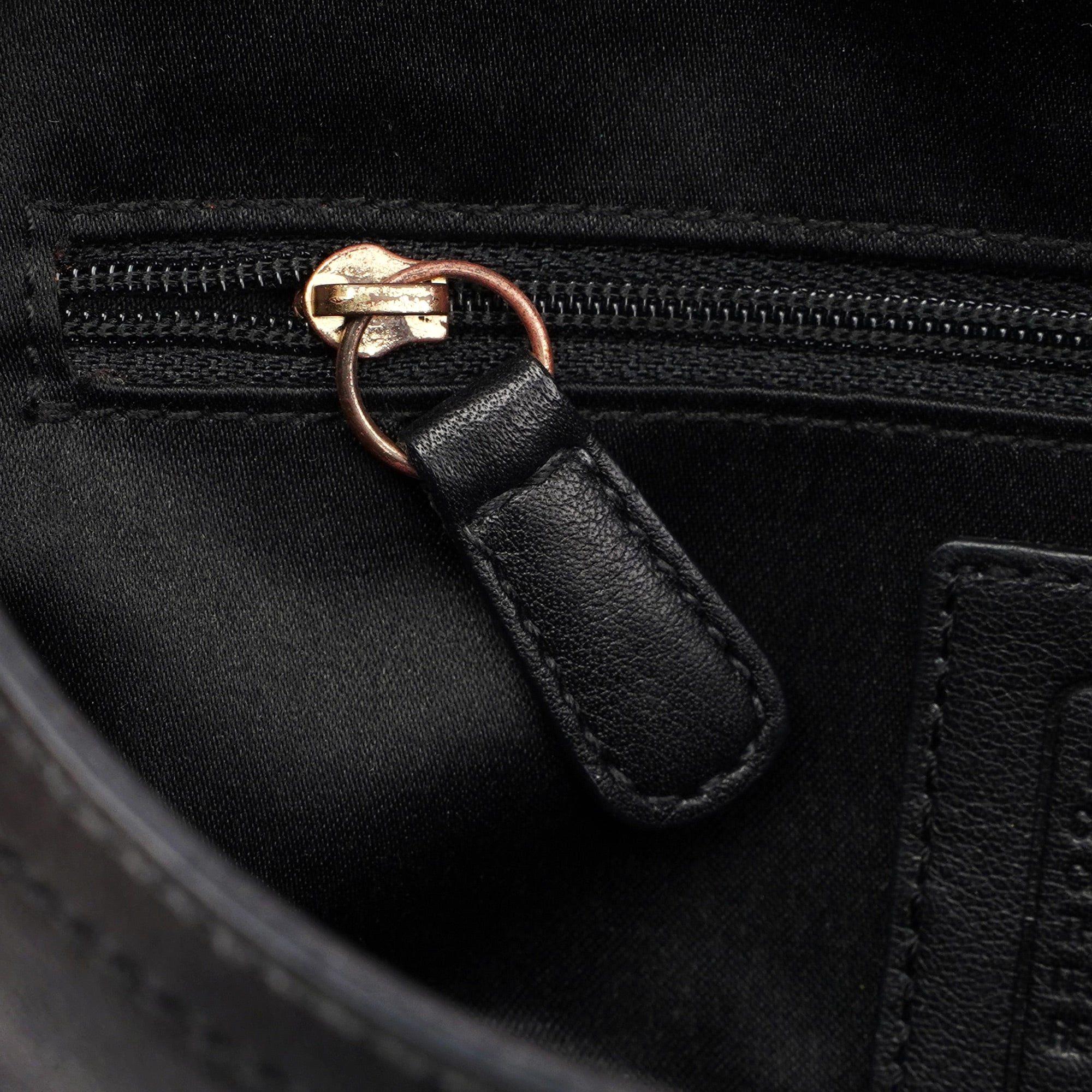11840 Black Leather Soho Shoulder Bag