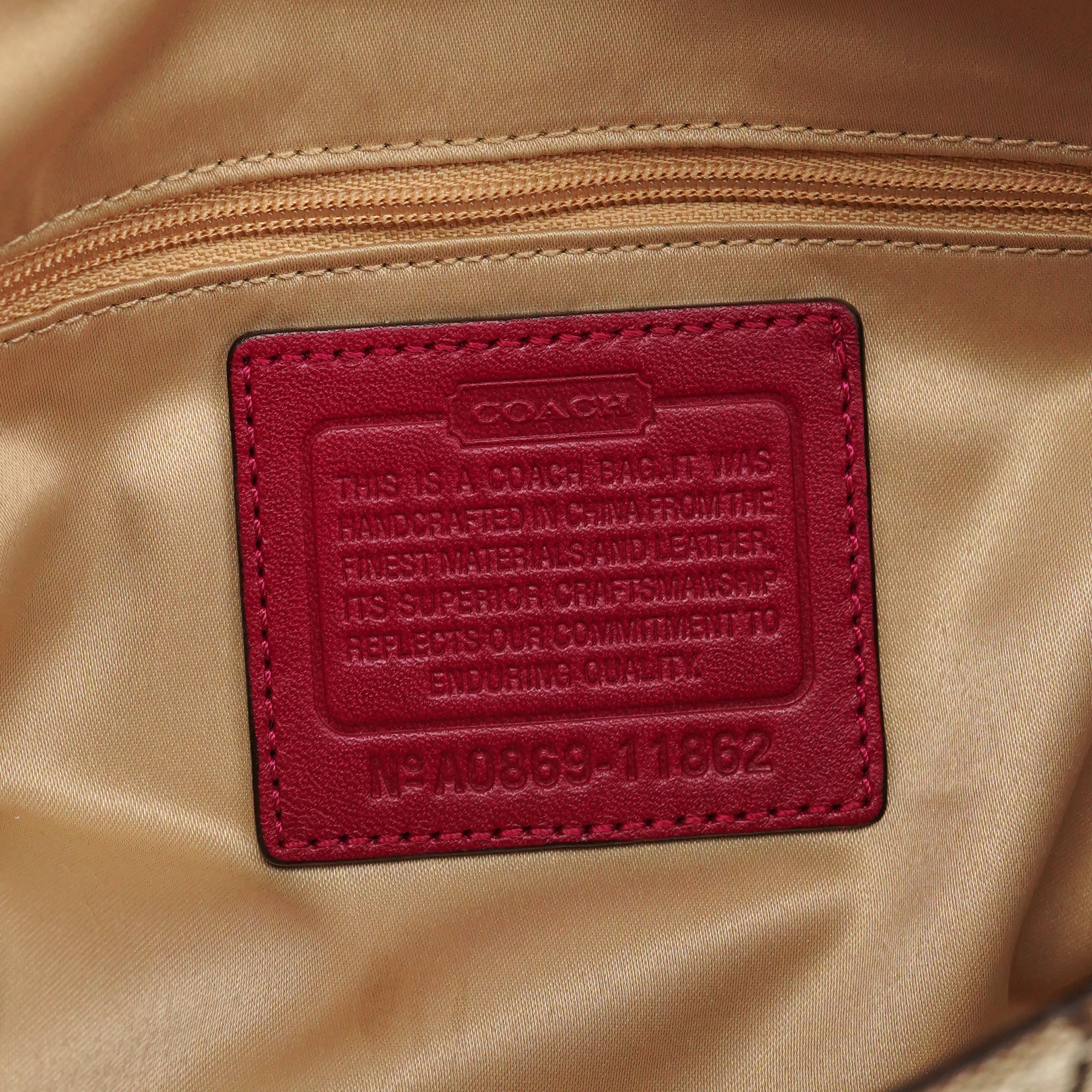 11862 Beige Pink Signature Soho Shoulder Bag