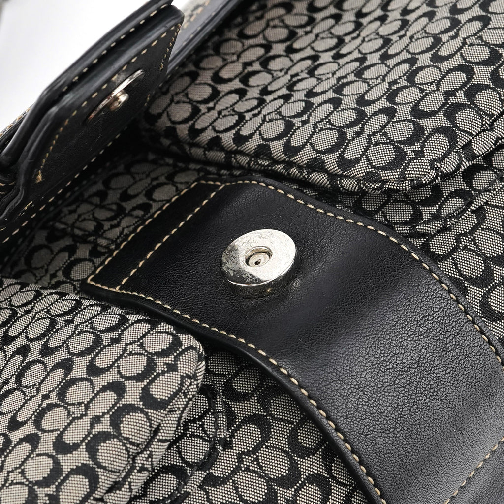1463 Grey Black Signature Soho Shoulder Bag