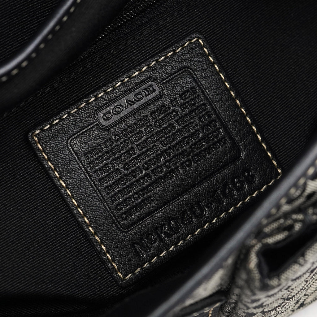 1463 Signature C Soho Shoulder Bag