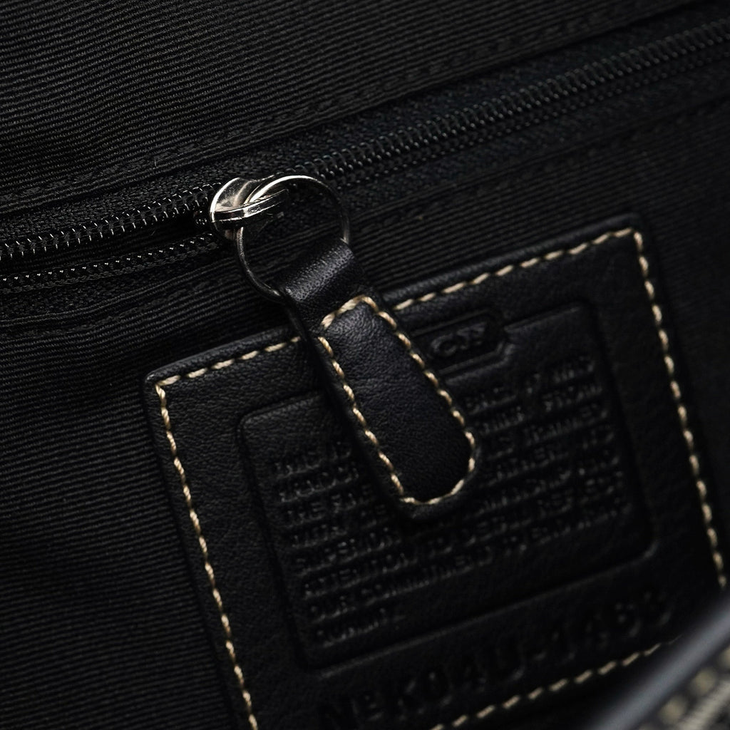 1463 Signature C Soho Shoulder Bag