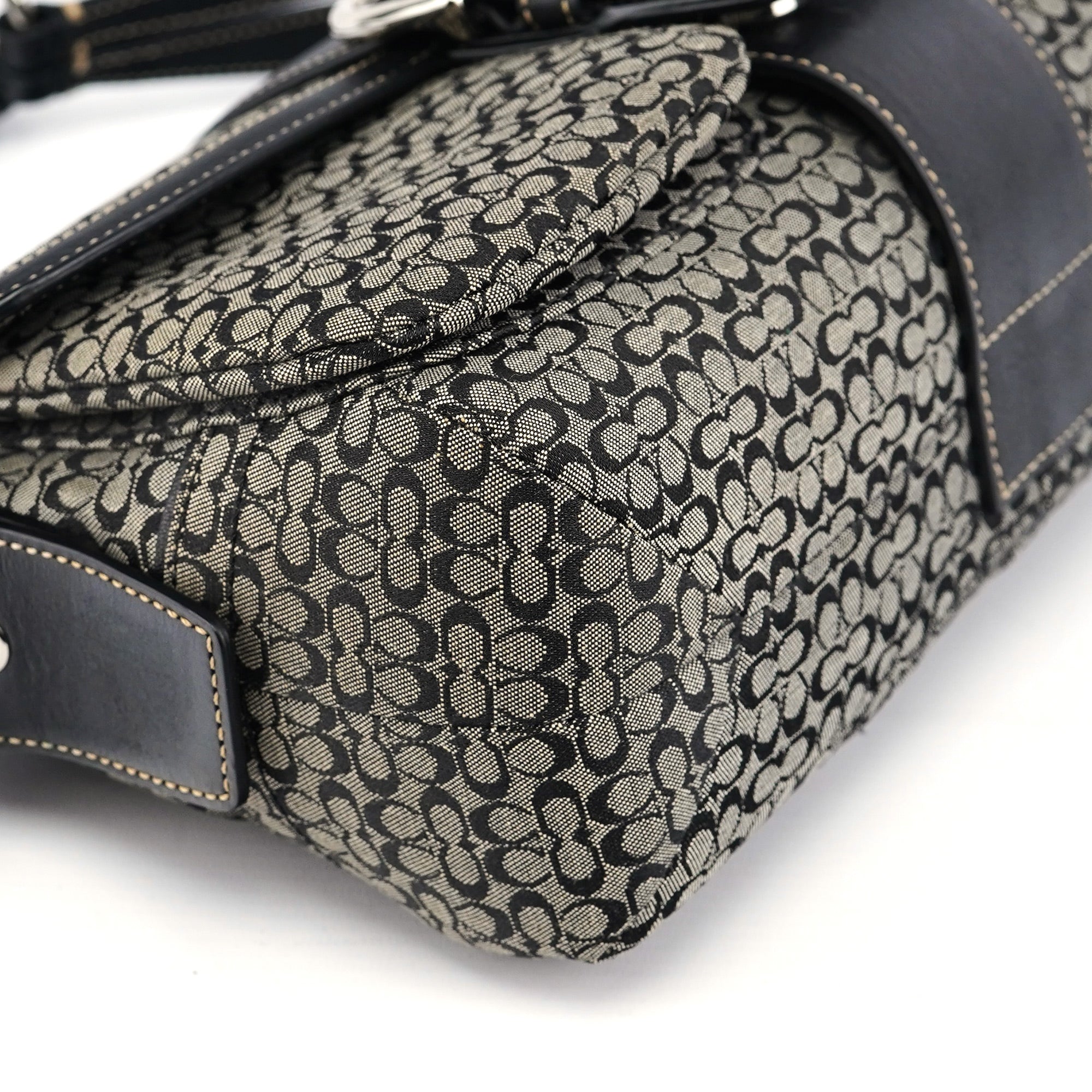 1463 Signature C Soho Shoulder Bag