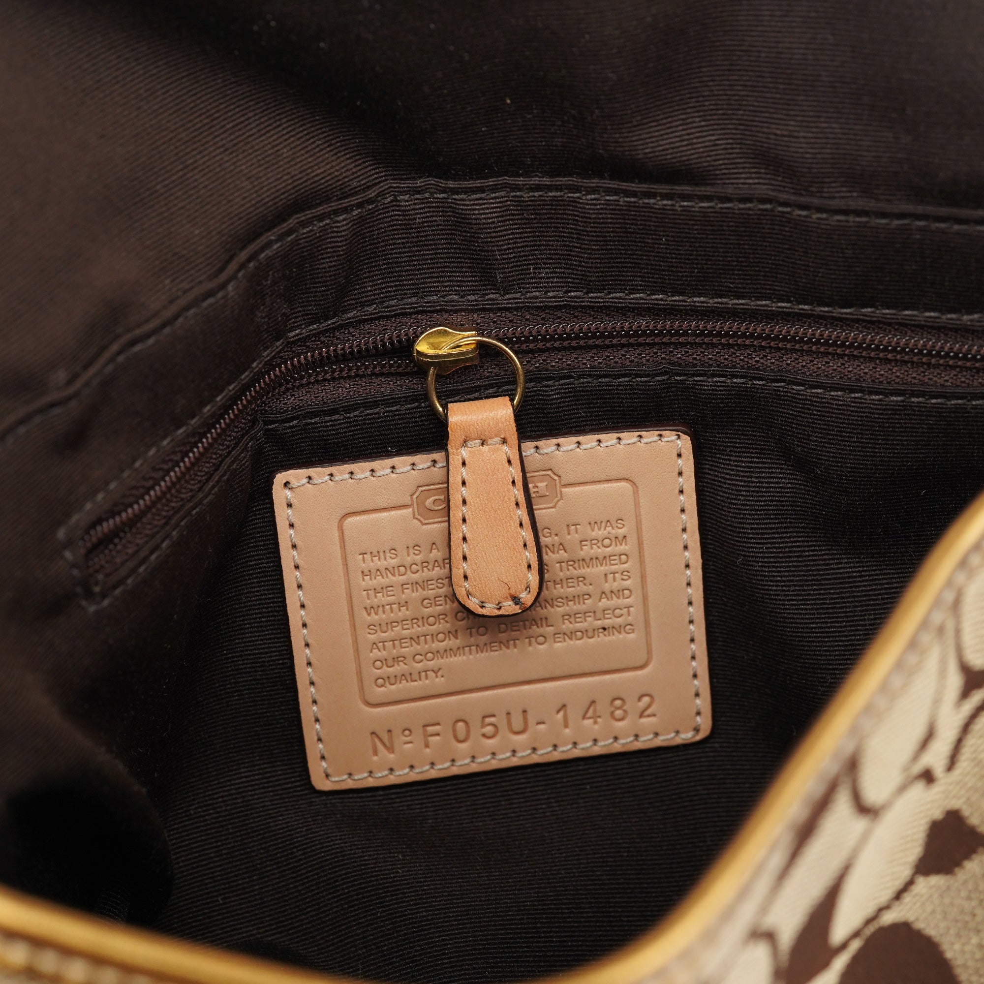 1482 Beige Gold Leather Soho Shoulder Bag