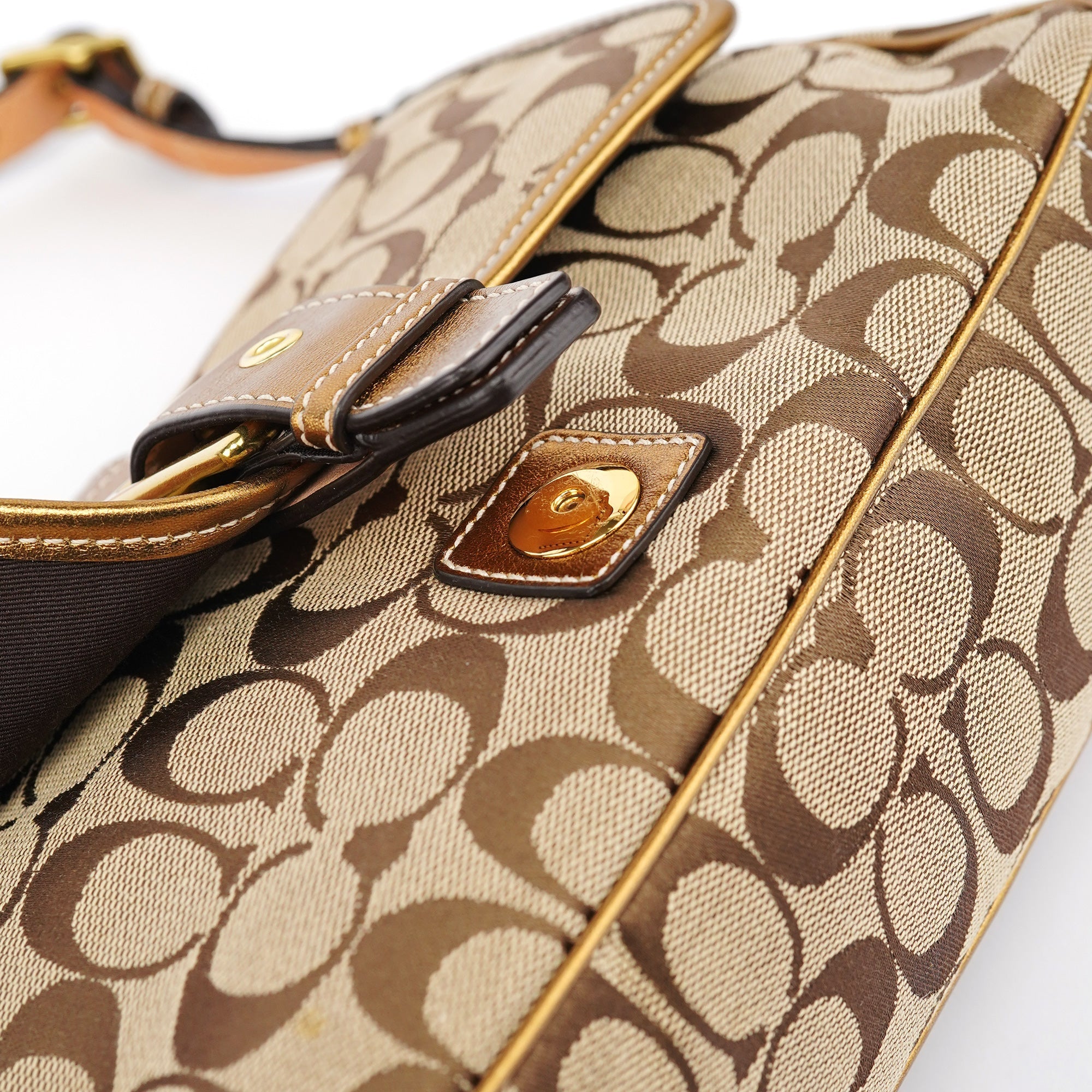 1482 Beige Gold Leather Soho Shoulder Bag